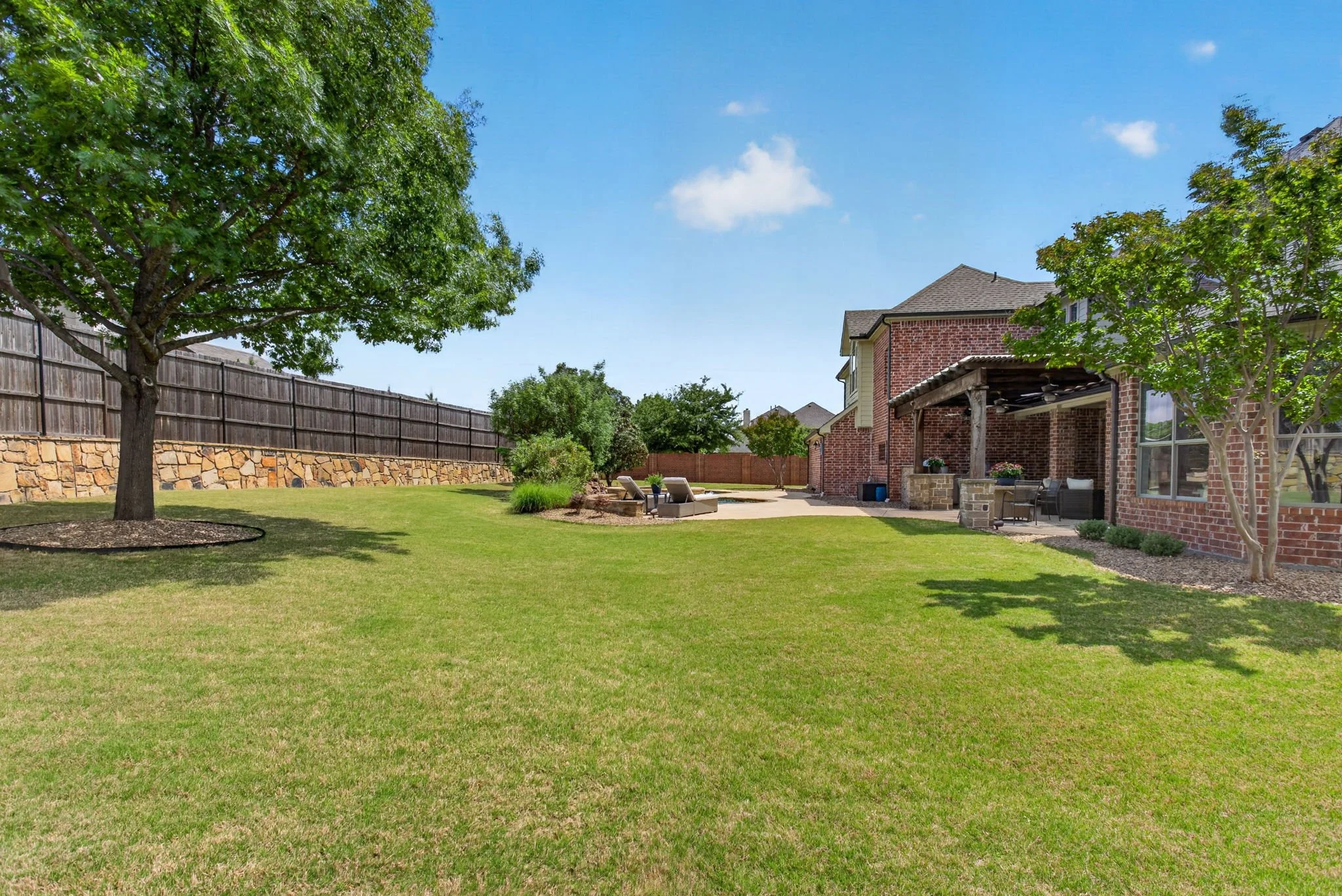 1921 Cedar Springs Dr (115 of 116).jpg