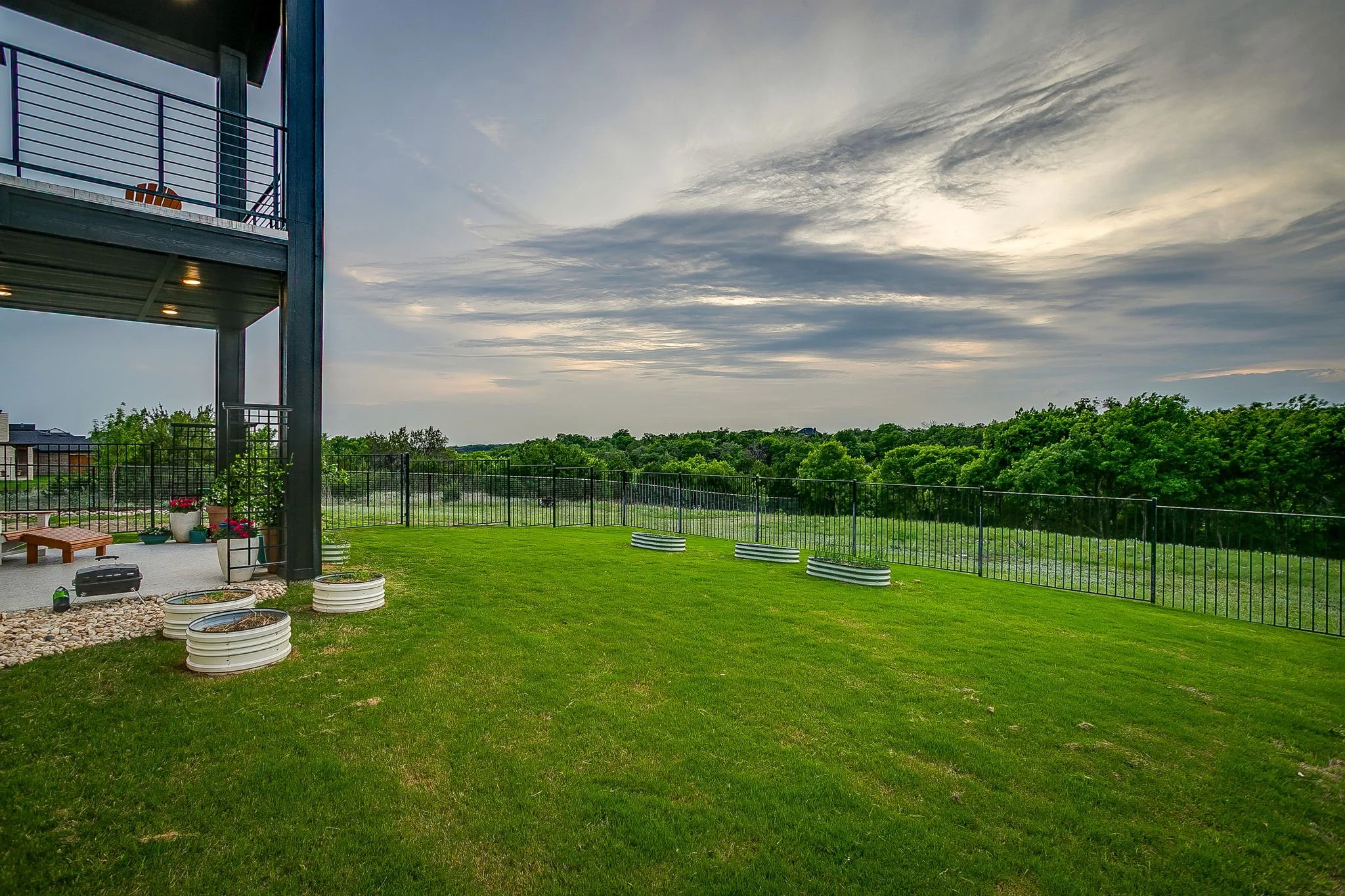 2096 Eagles Rdg Dr (9 of 59).jpg