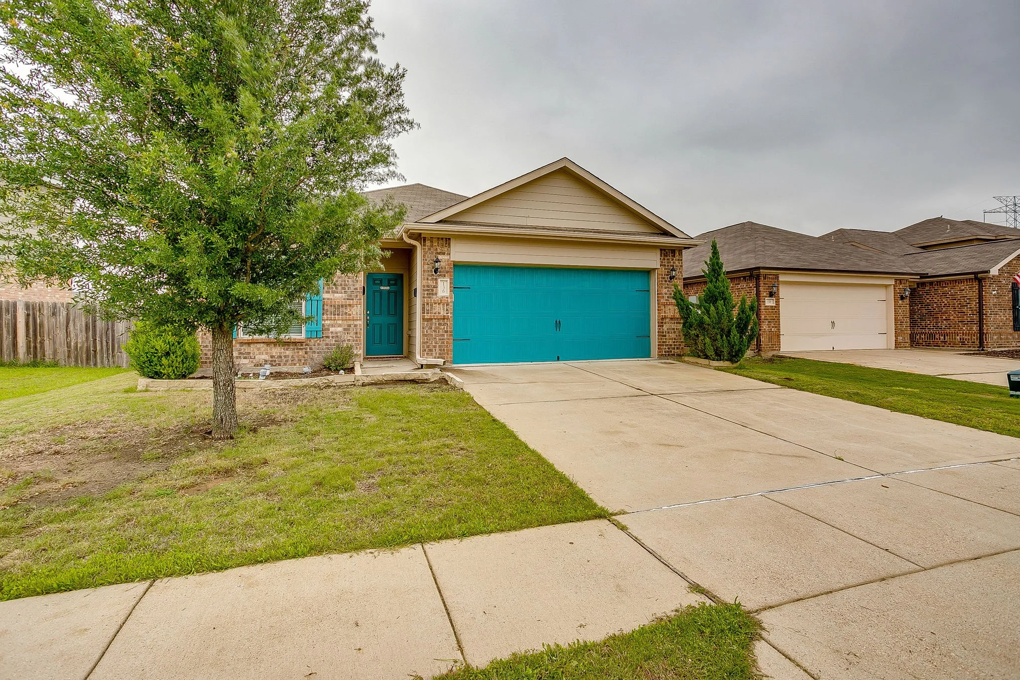 136 Kennedy Dr (2 of 46).jpg