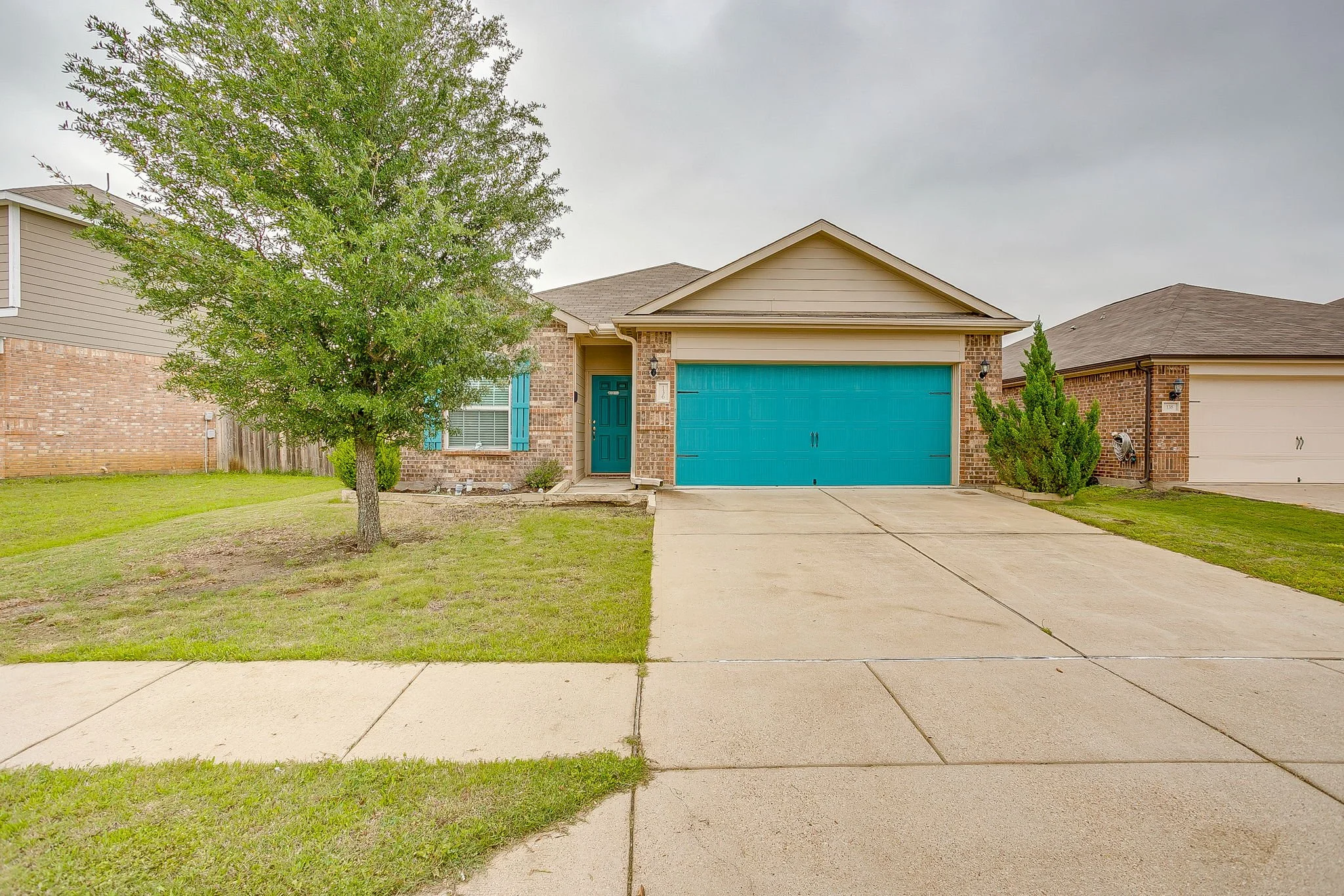136 Kennedy Dr (3 of 46).jpg