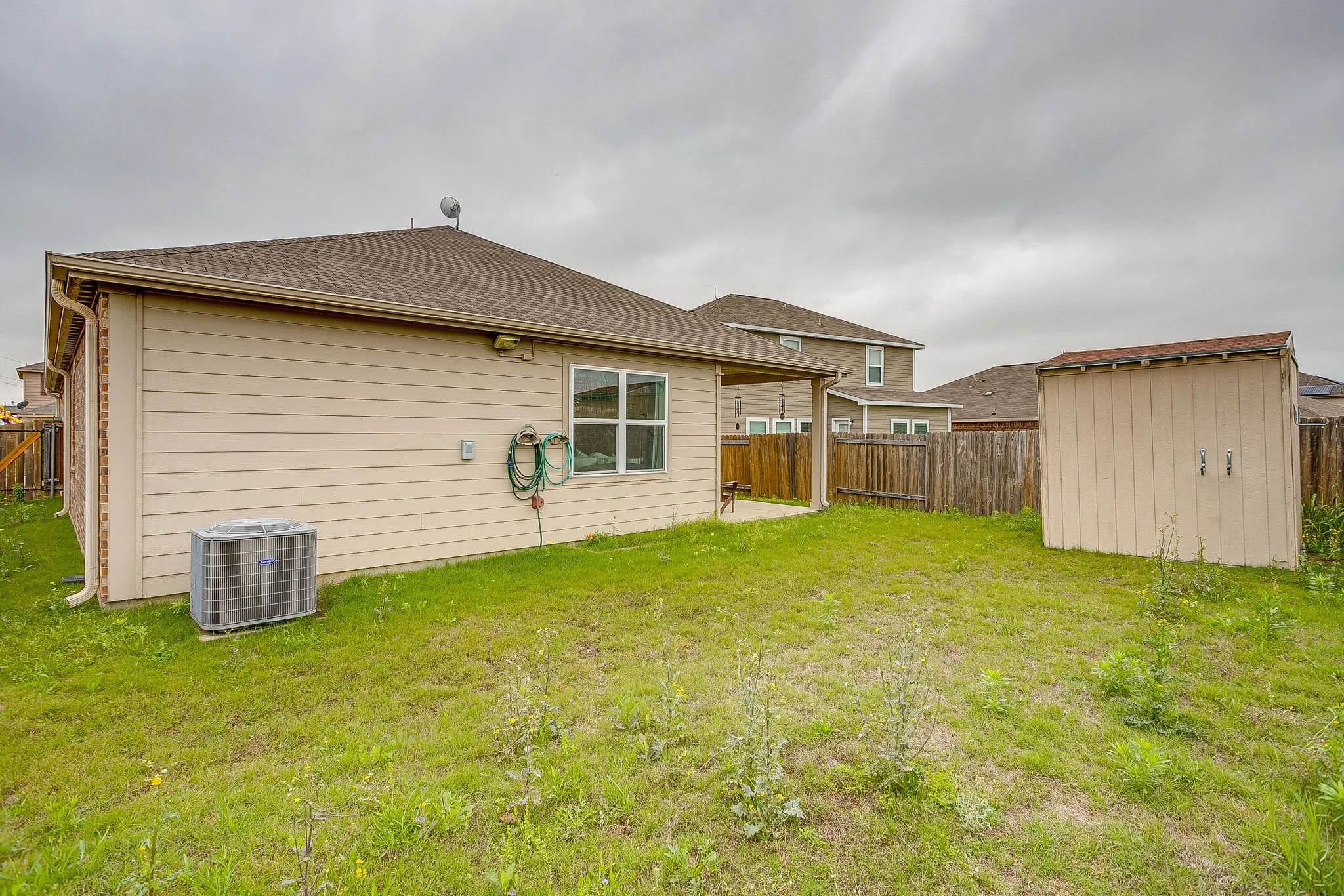 136 Kennedy Dr (42 of 46).jpg
