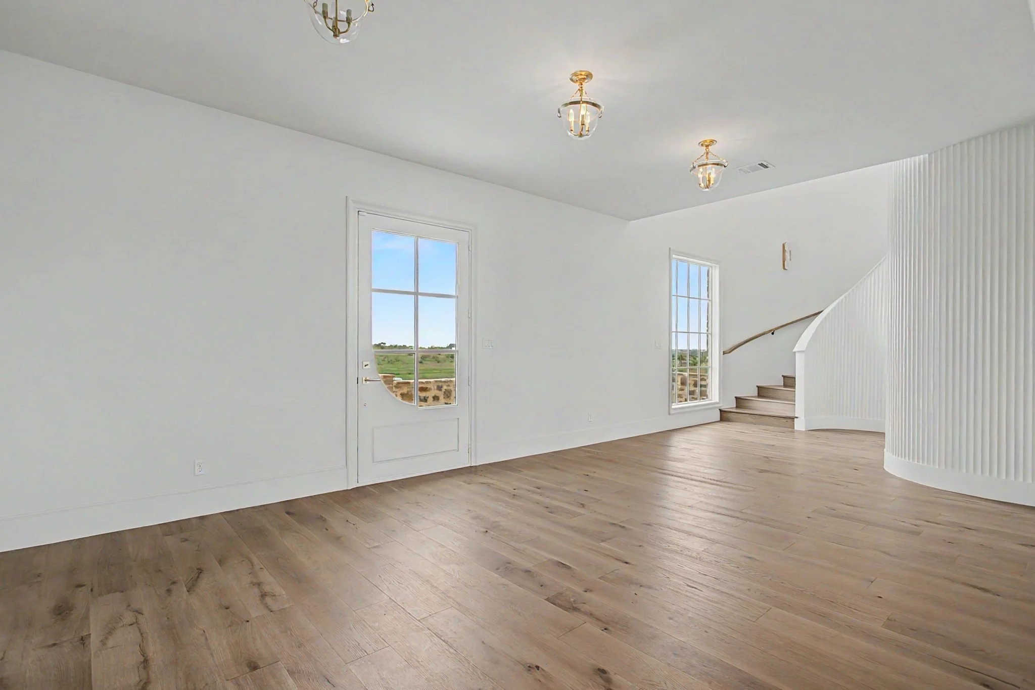 312 San Gabriel Dr (9 of 73).jpg