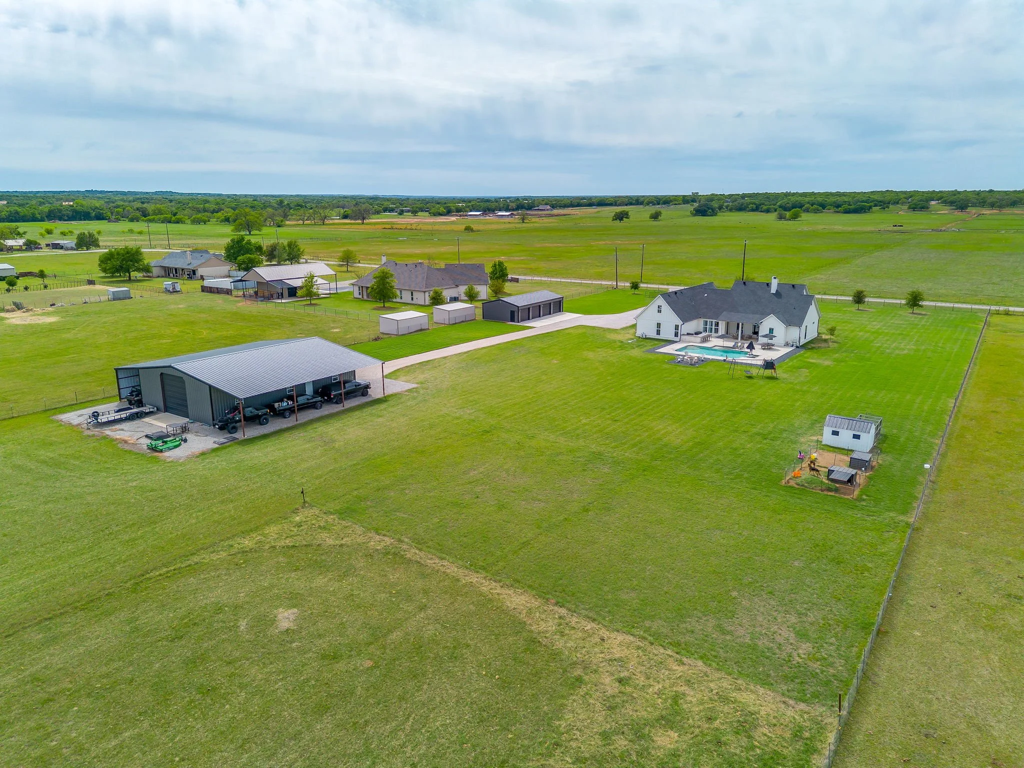 5520 Big Valley Cir (9 of 59).jpg