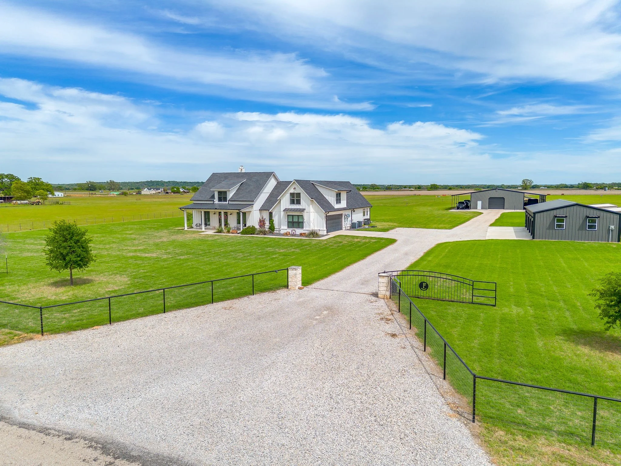 5520 Big Valley Cir (10 of 59).jpg