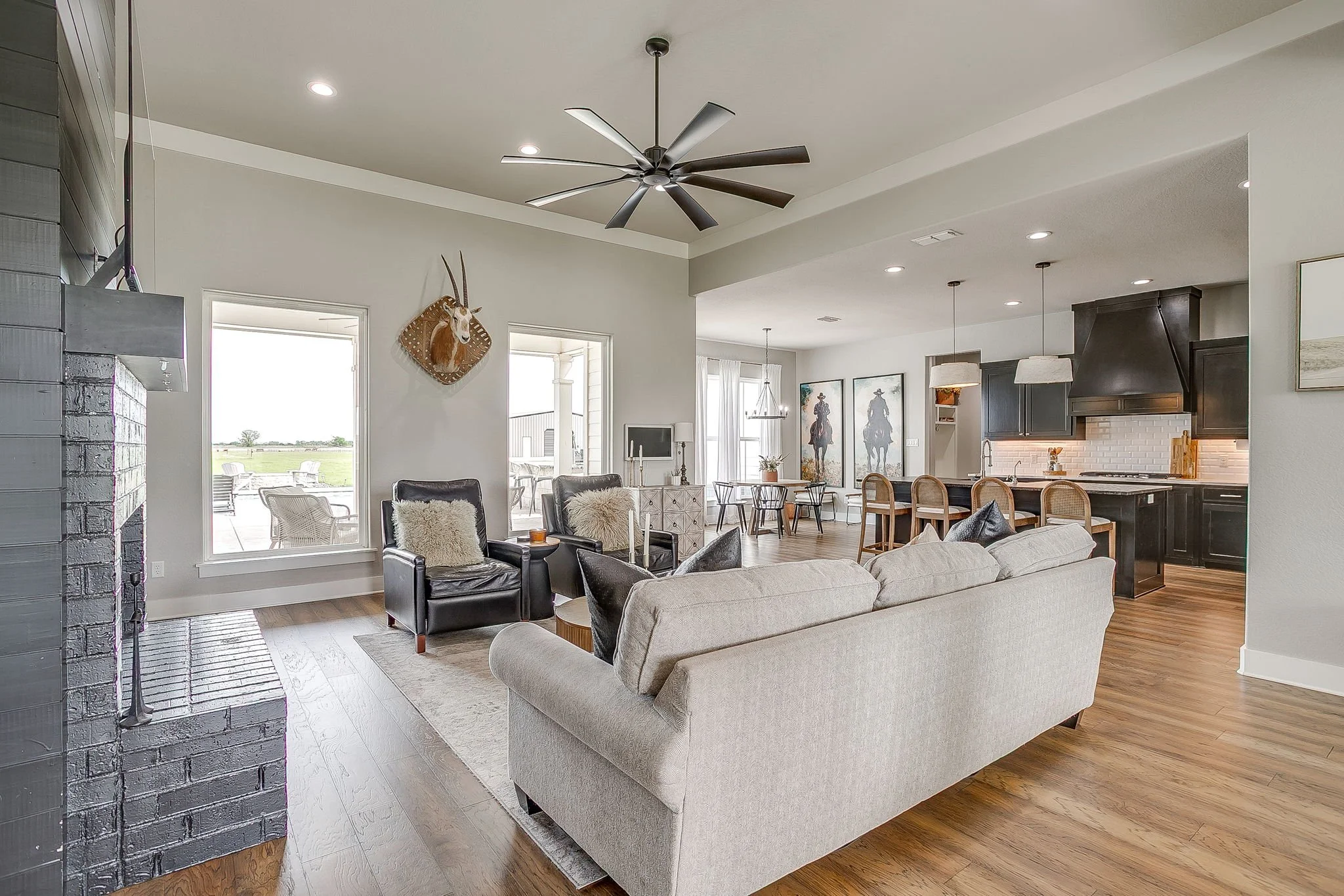 5520 Big Valley Cir (18 of 59).jpg