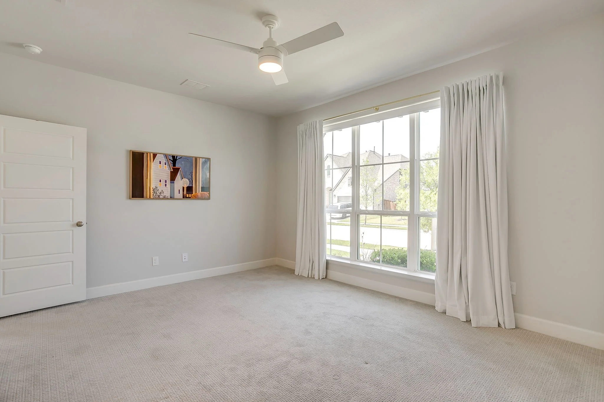 2117 Eastus Ln (10 of 47).jpg