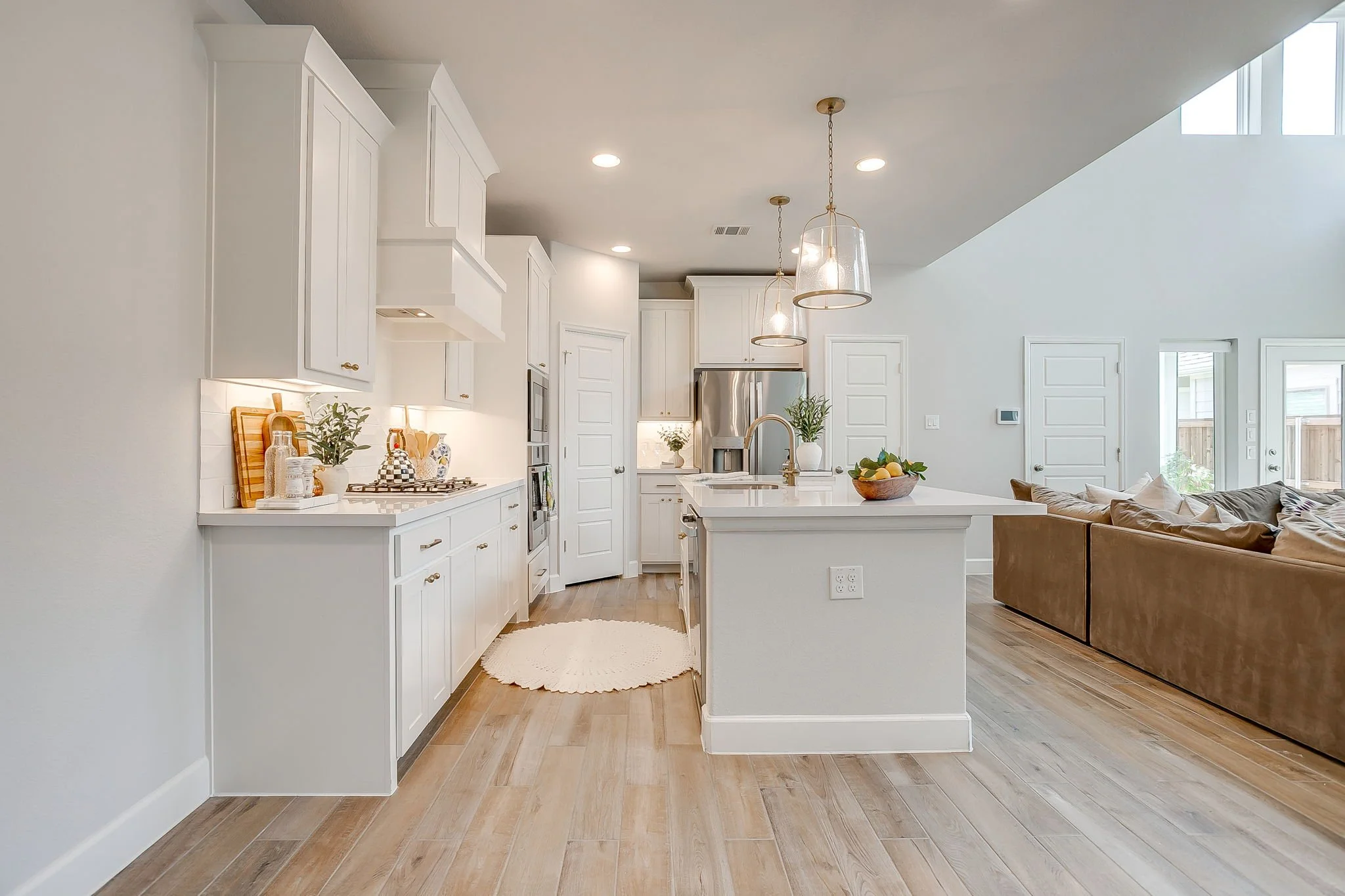 2117 Eastus Ln (29 of 47).jpg