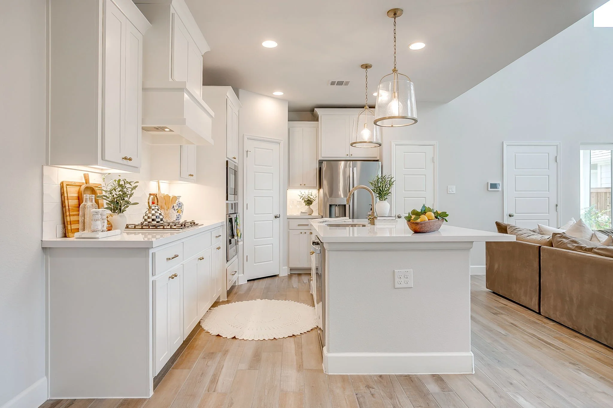 2117 Eastus Ln (30 of 47).jpg