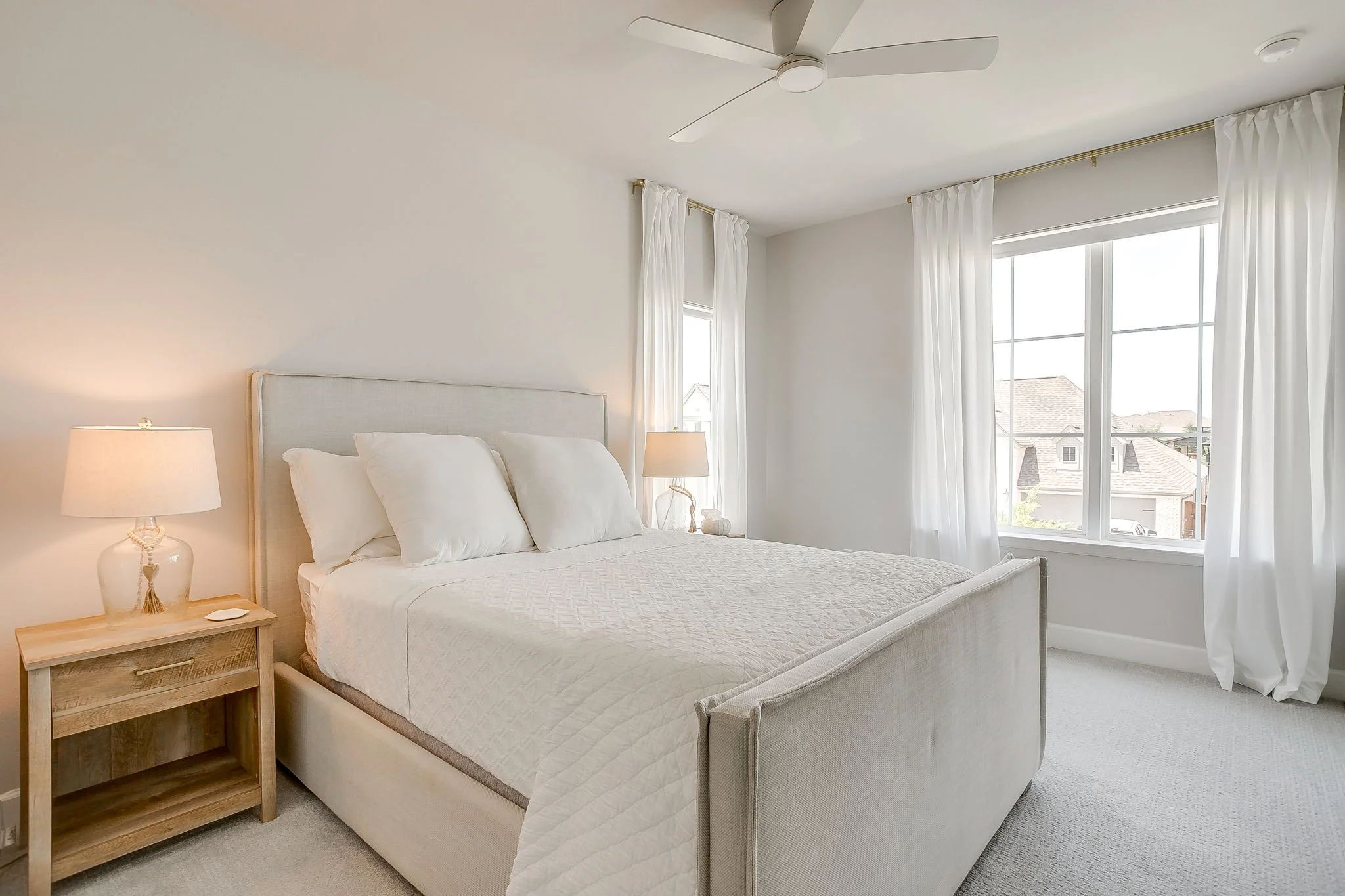 2117 Eastus Ln (40 of 47).jpg