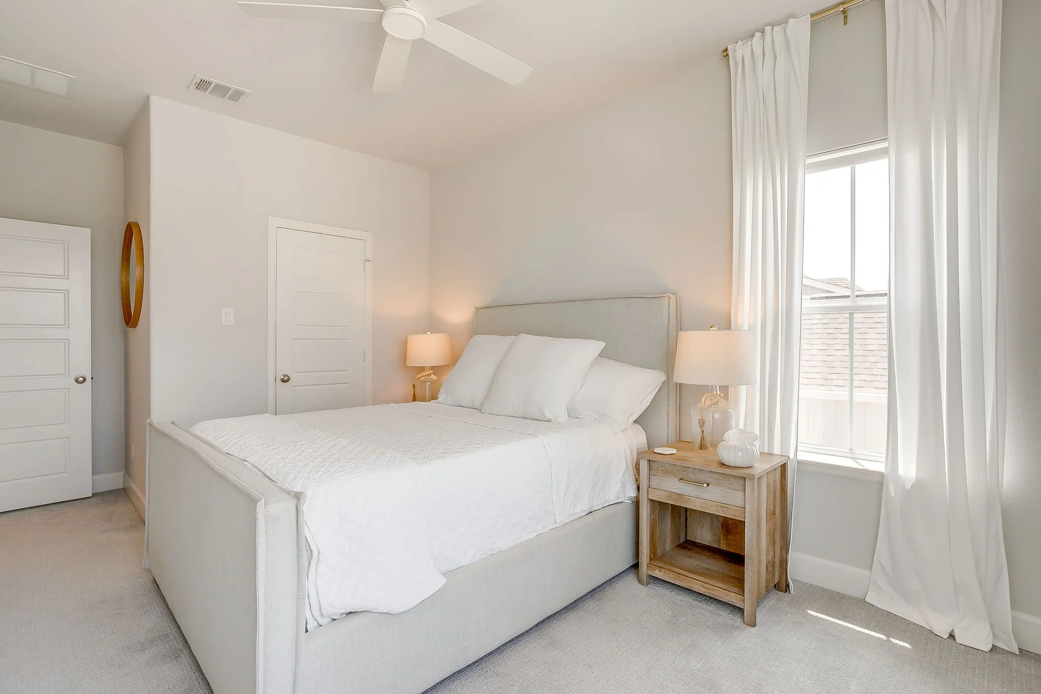 2117 Eastus Ln (41 of 47).jpg