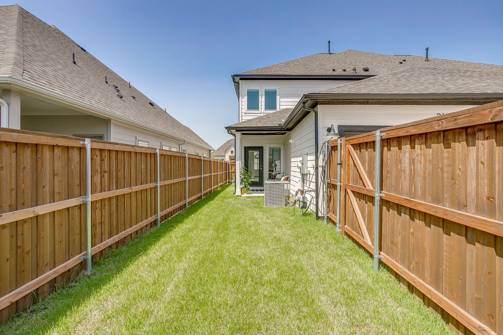 2117 Eastus Ln (45 of 47).jpg