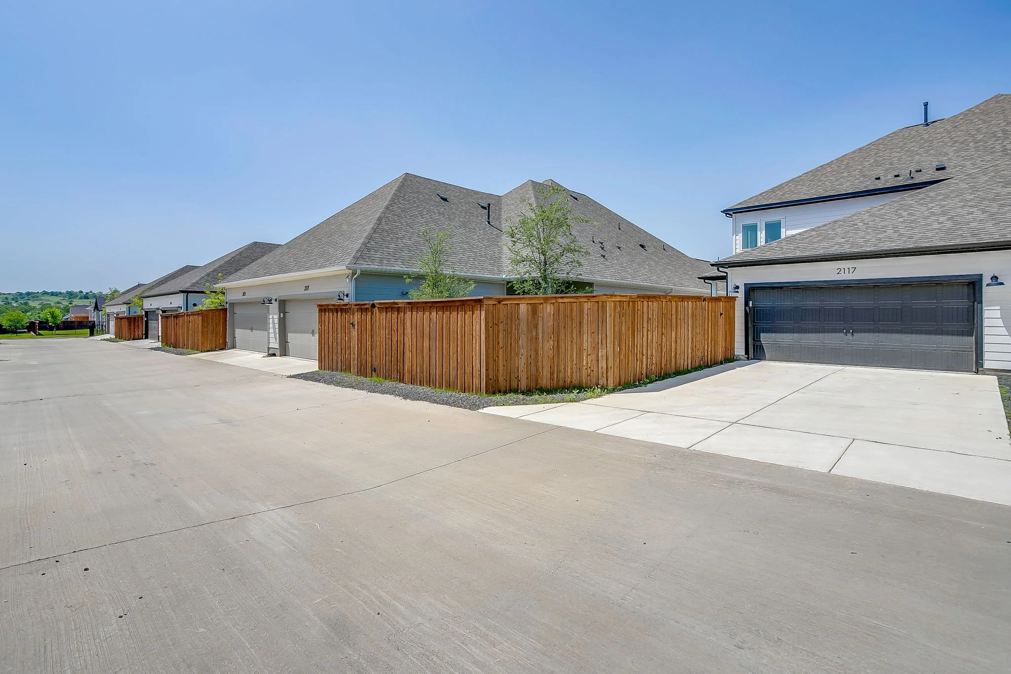2117 Eastus Ln (47 of 47).jpg