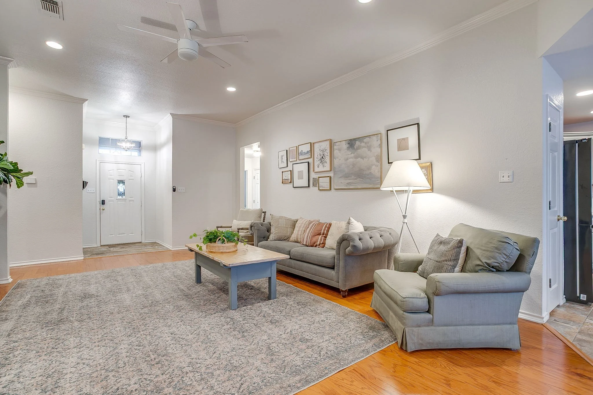 1017 Austin Ct (13 of 45).jpg