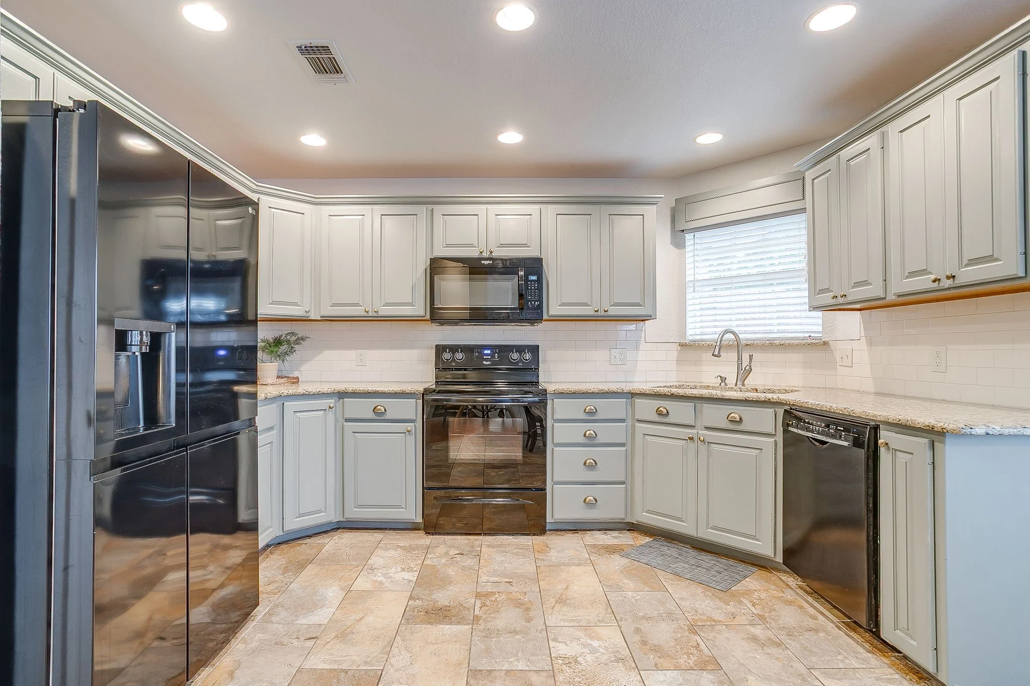 1017 Austin Ct (22 of 45).jpg