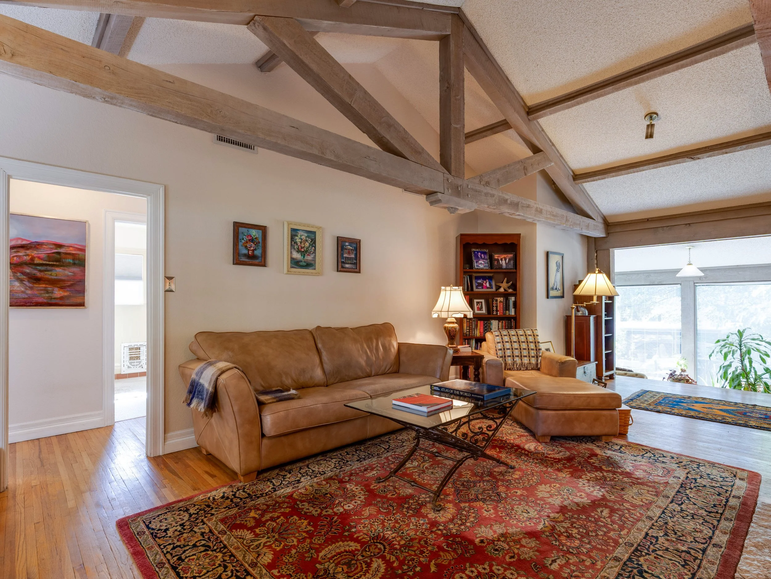 019 Living Room - 2500 Boyd.jpg