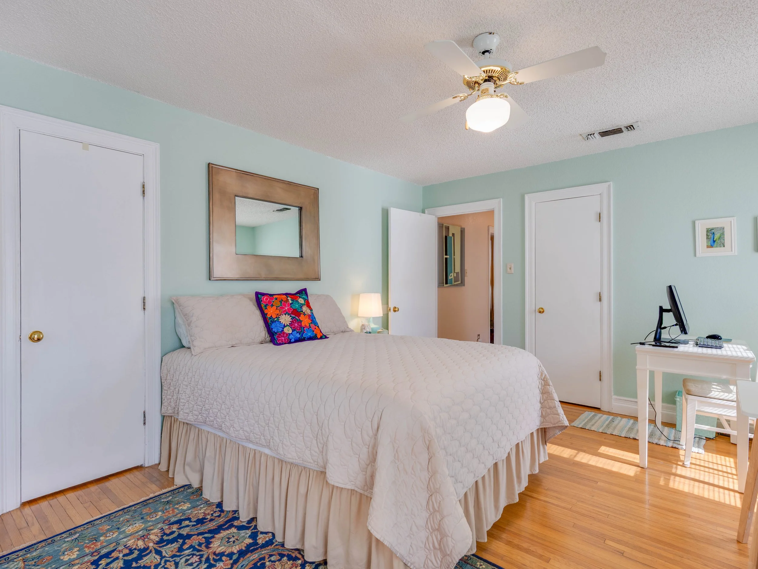 036 Bedroom - 2500 Boyd.jpg