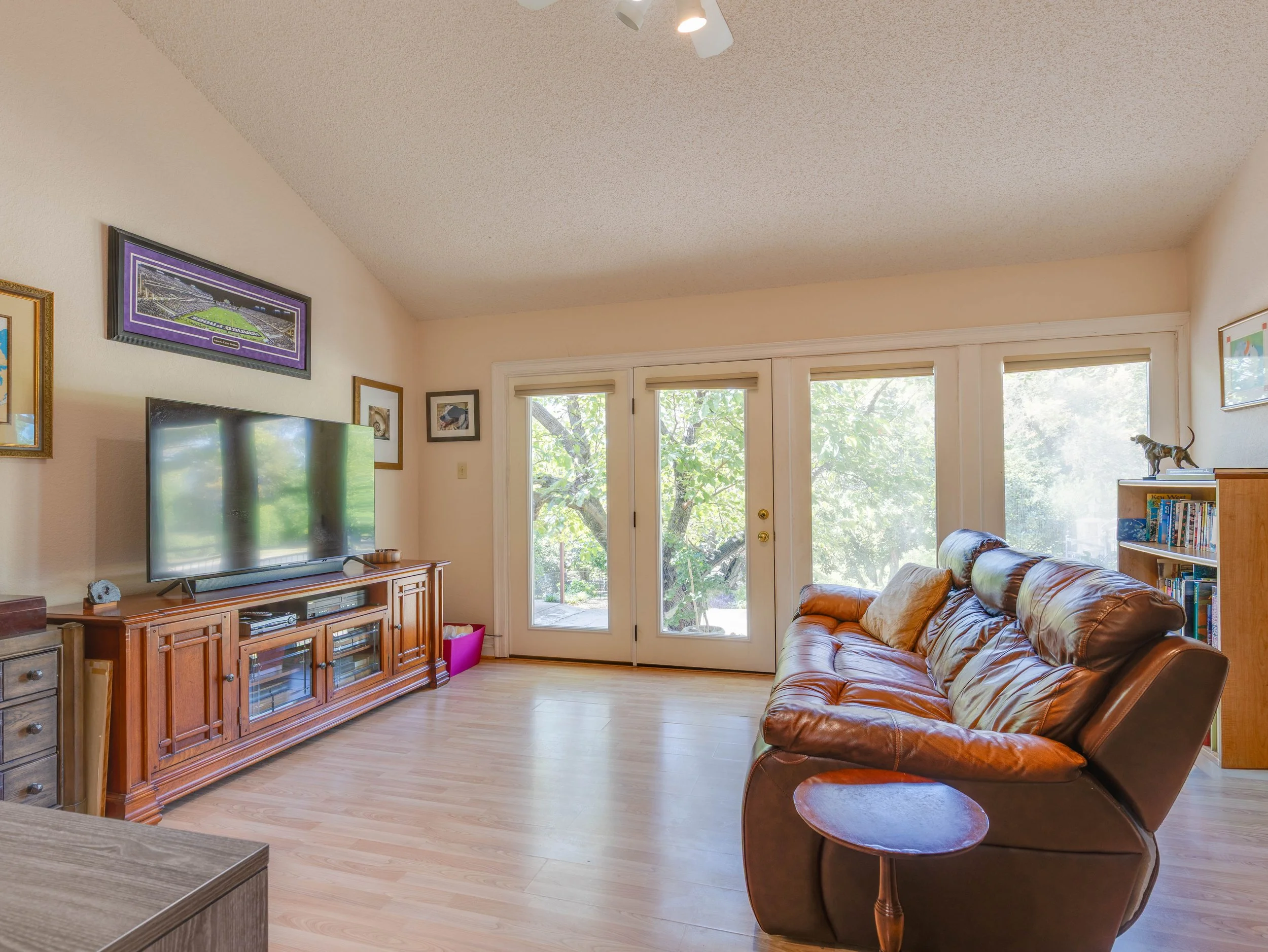 038 Bed or Game Room - 2500 Boyd.jpg