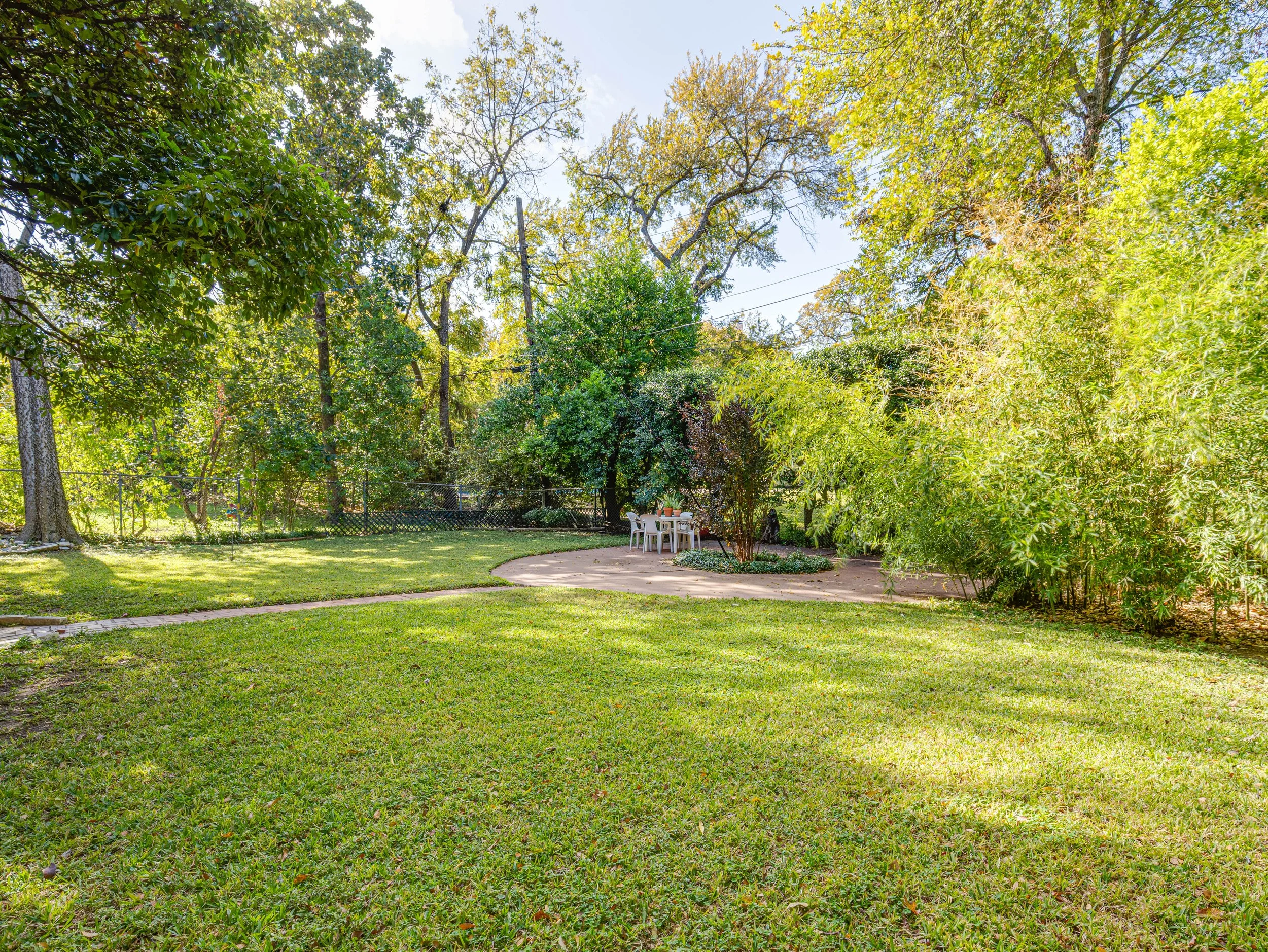 056 Backyard - 2500 Boyd.jpg