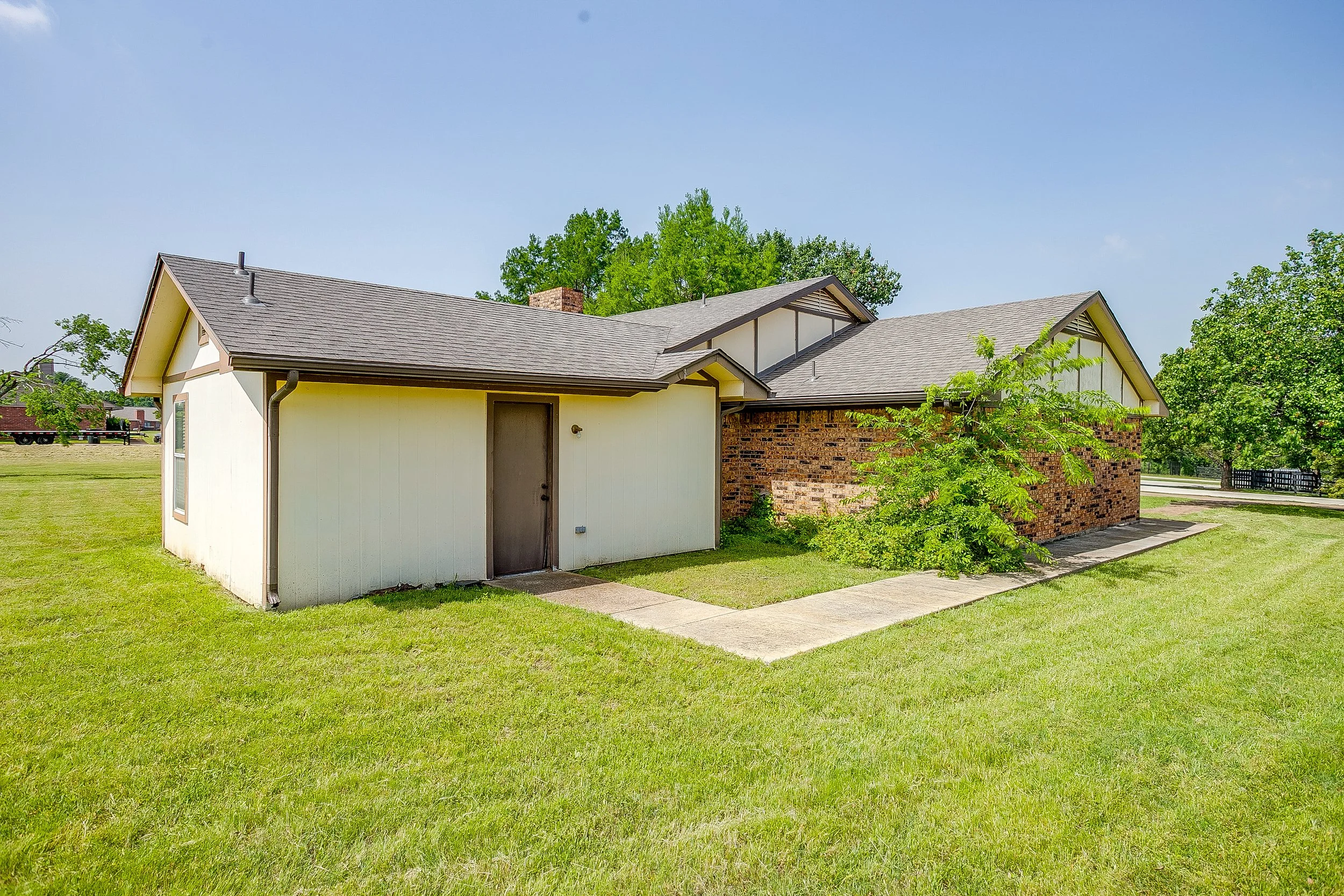 675 Cherry Ln (23 of 32).jpg