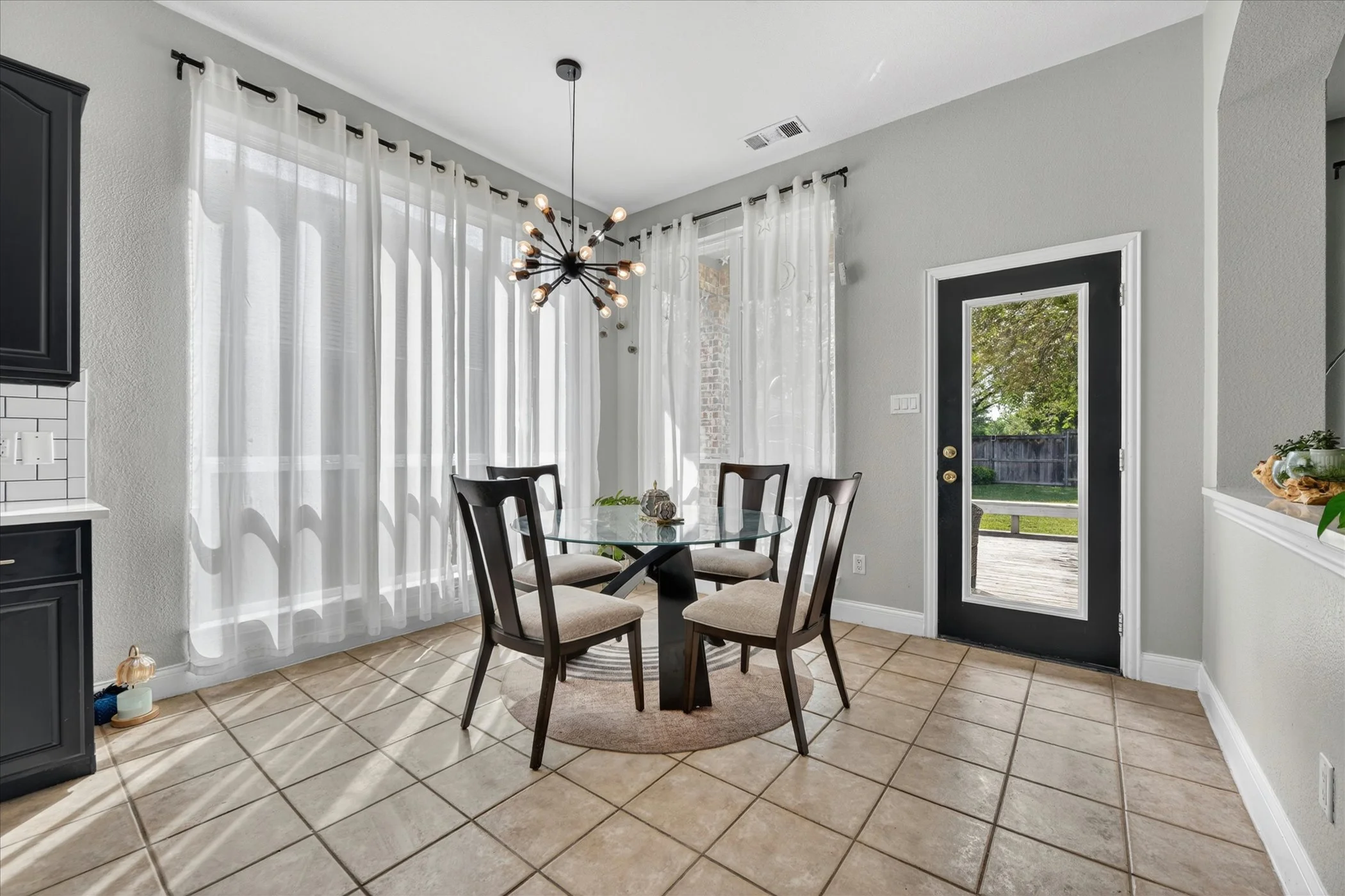 19-3829-Vernon-Way-Reality-360-Imaging.jpg