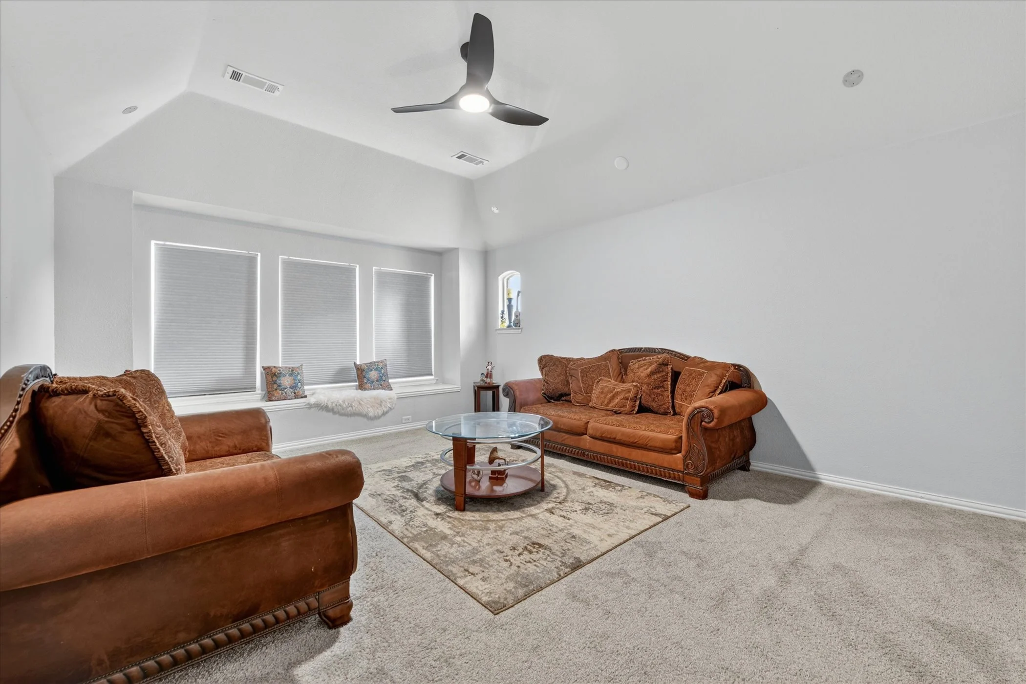 34-3829-Vernon-Way-Reality-360-Imaging.jpg