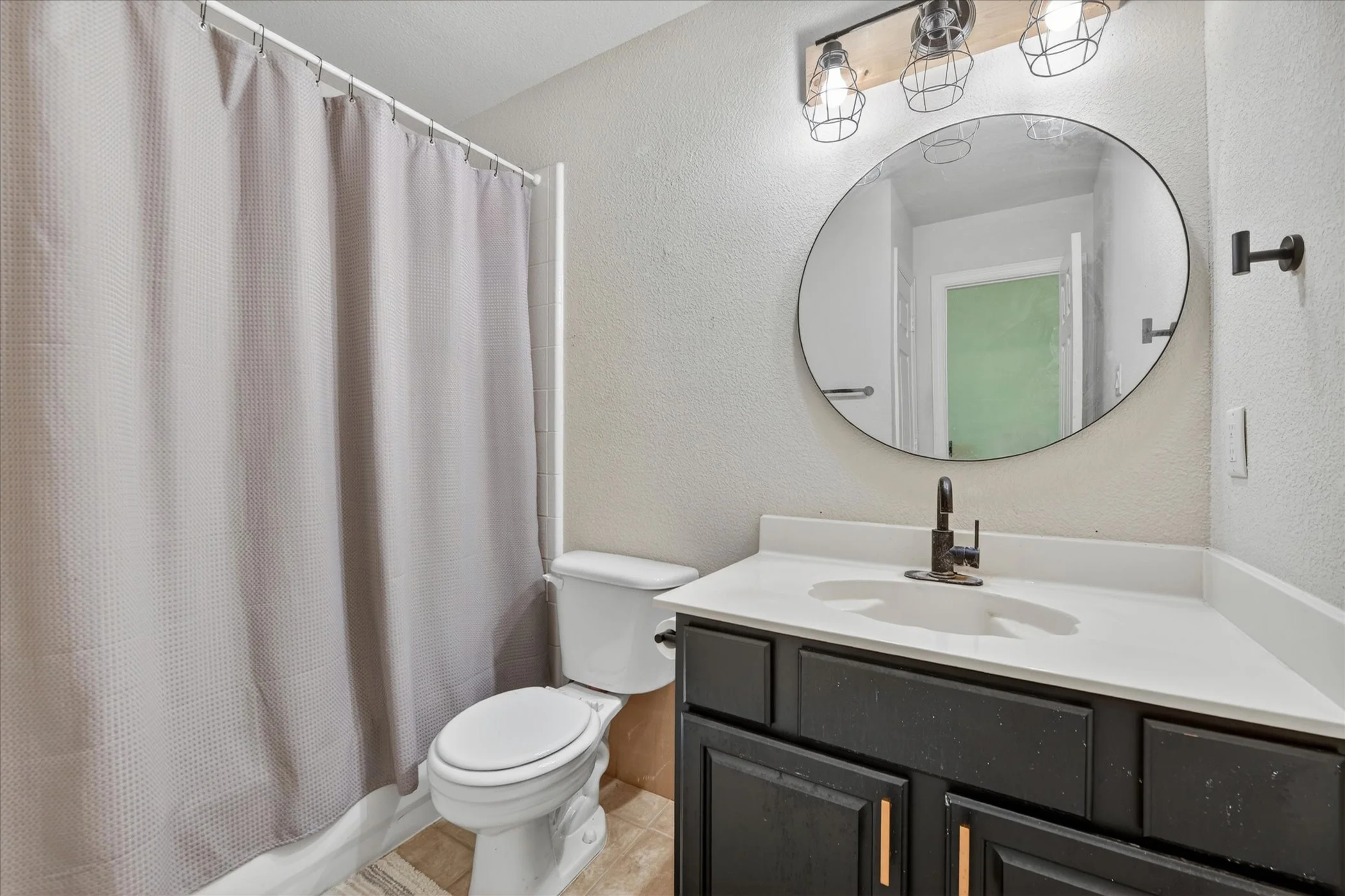 39-3829-Vernon-Way-Reality-360-Imaging.jpg