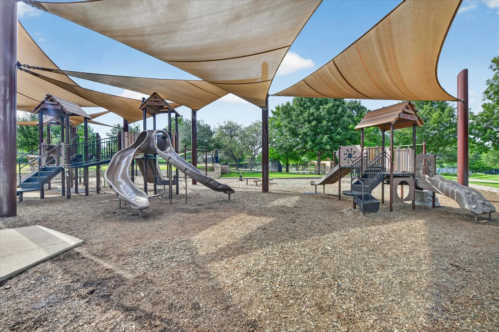 51-3829-Vernon-Way-Reality-360-Imaging.jpg