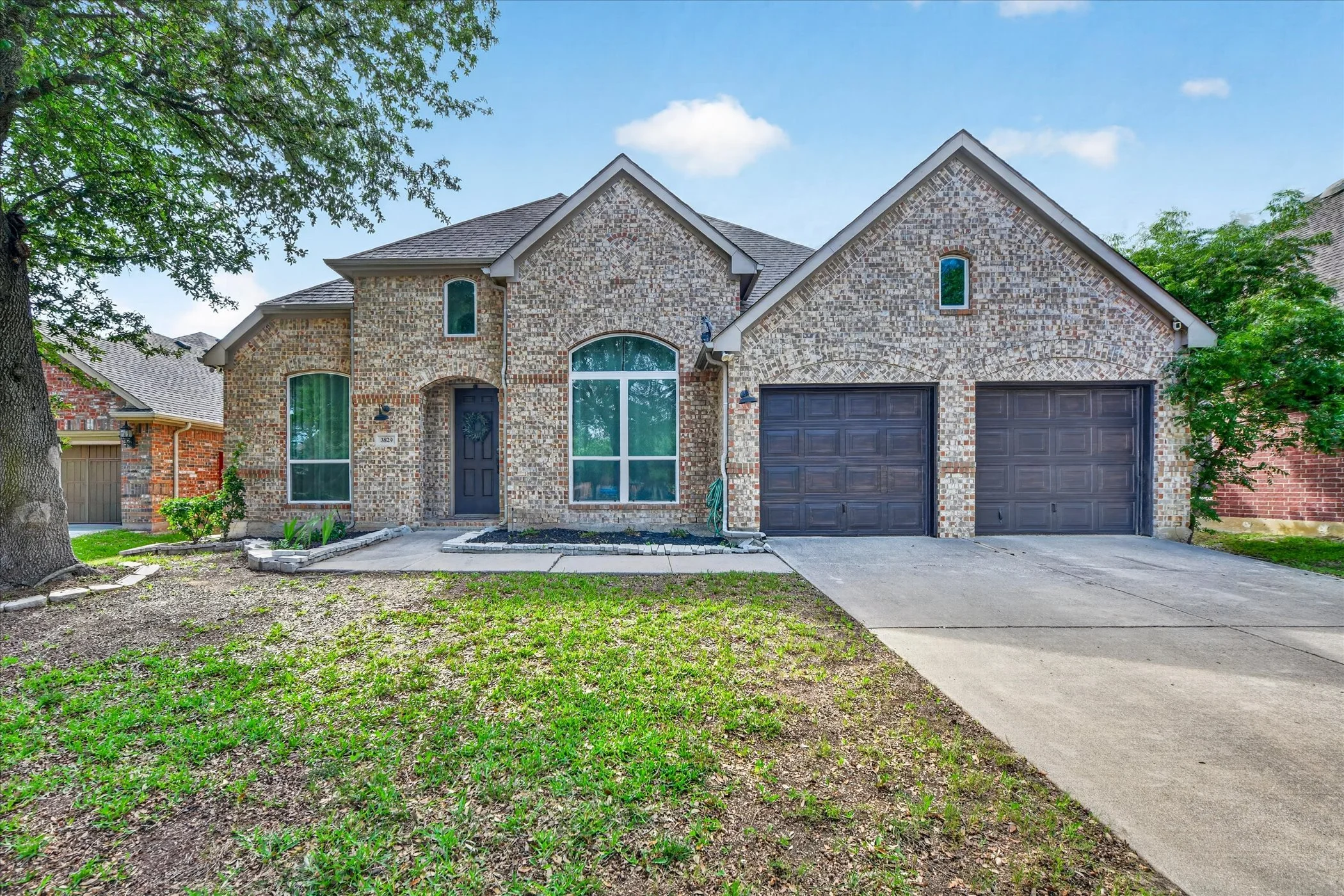 3829 VERNON WAY