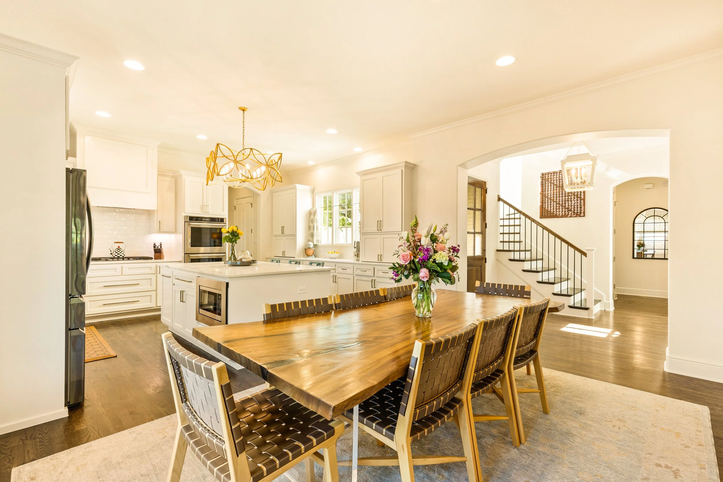 024 Dining Room - 109 Pineland.jpg