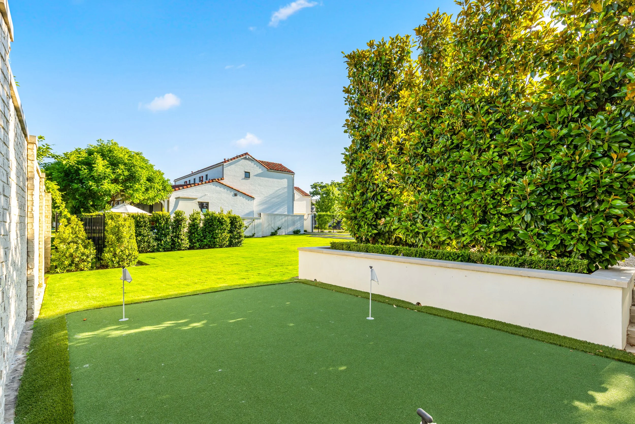 104 Putting Green - 109 Pineland.jpg
