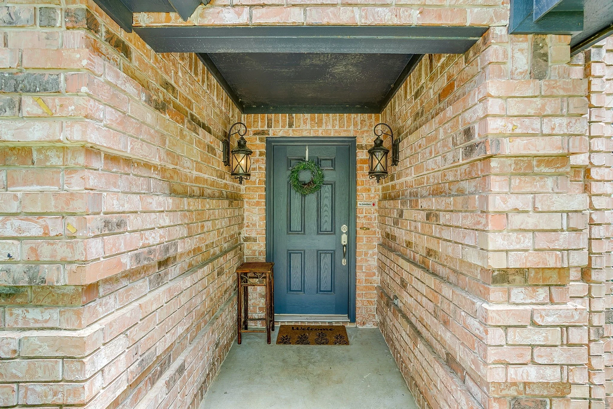9928 Wandering Way St (8 of 46).jpg