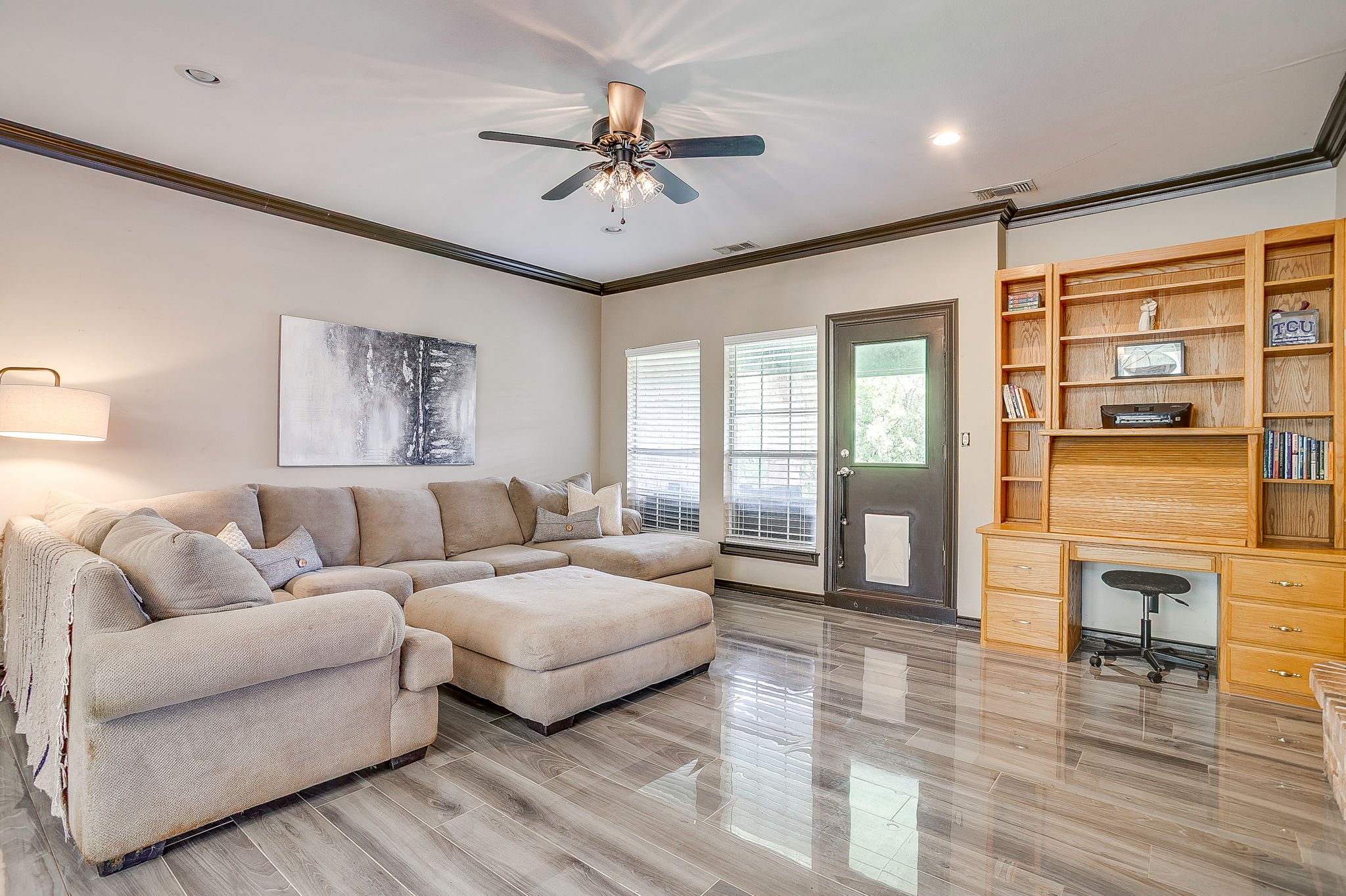9928 Wandering Way St (16 of 46).jpg