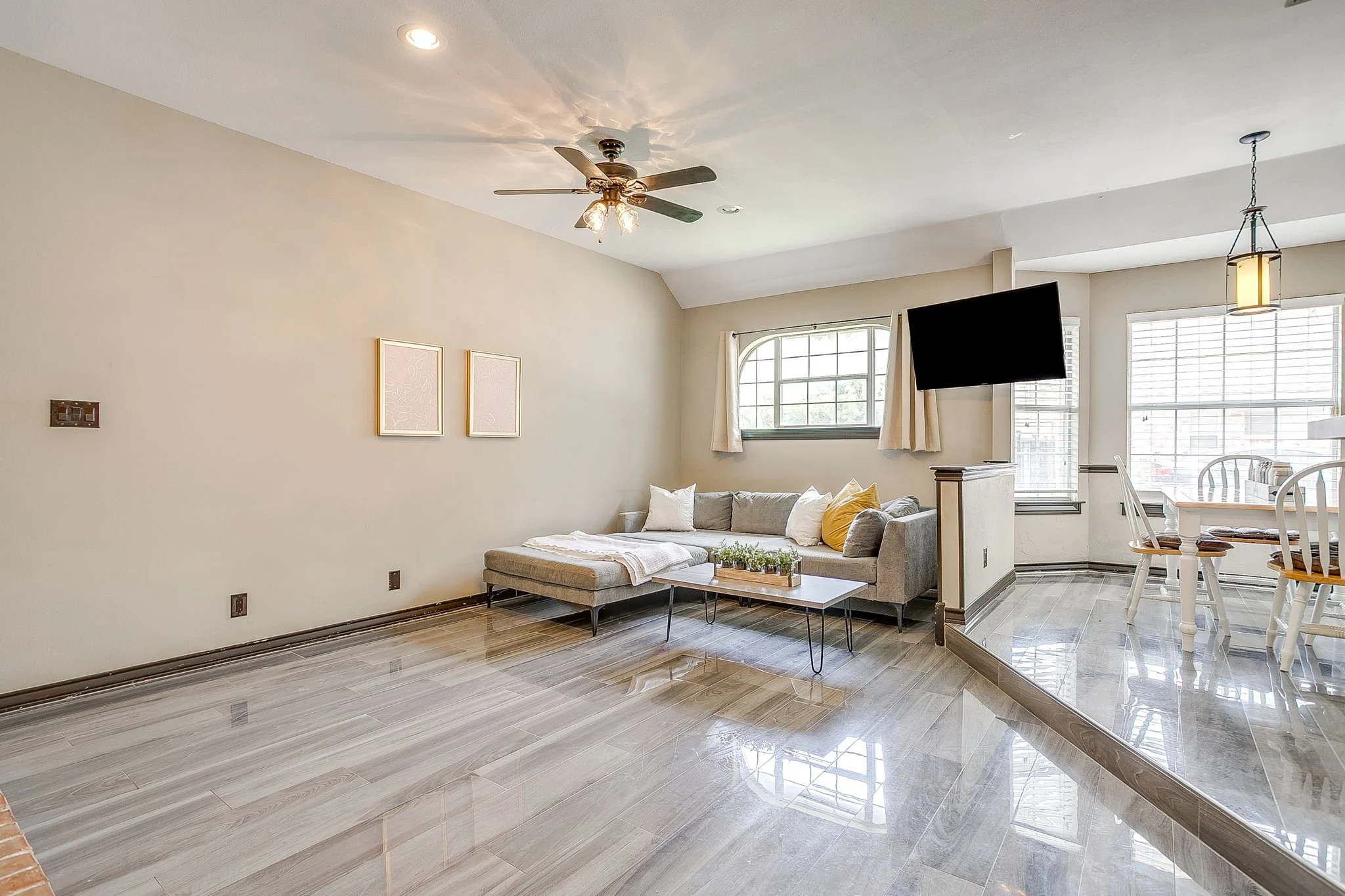 9928 Wandering Way St (19 of 46).jpg