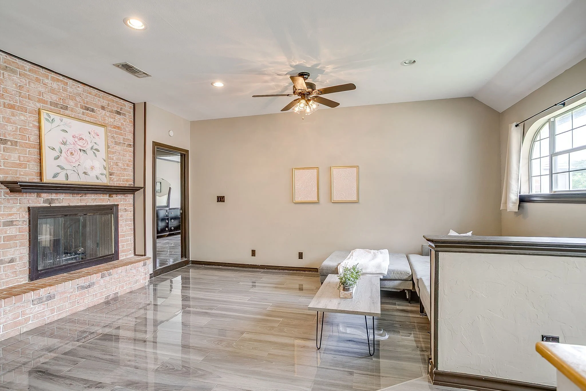 9928 Wandering Way St (21 of 46).jpg