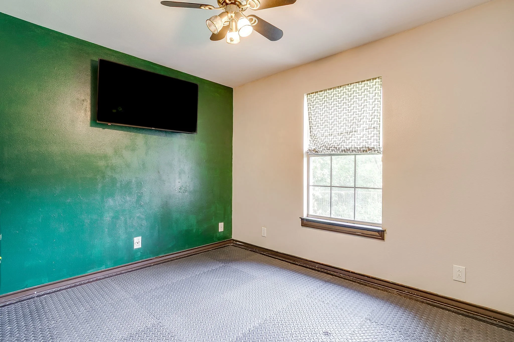 9928 Wandering Way St (37 of 46).jpg