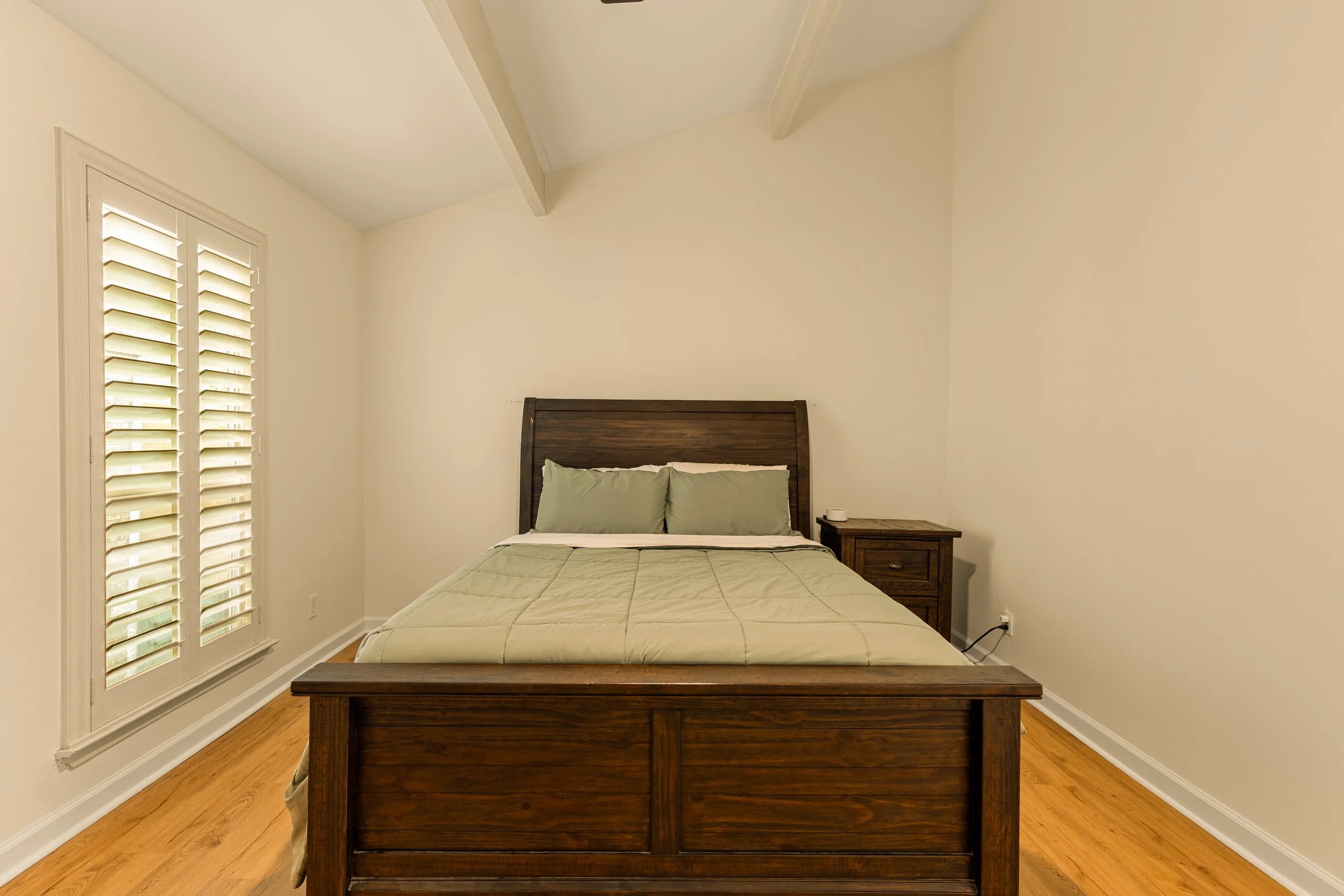 029 Primary Bedroom - 4015 Holland #103.jpg