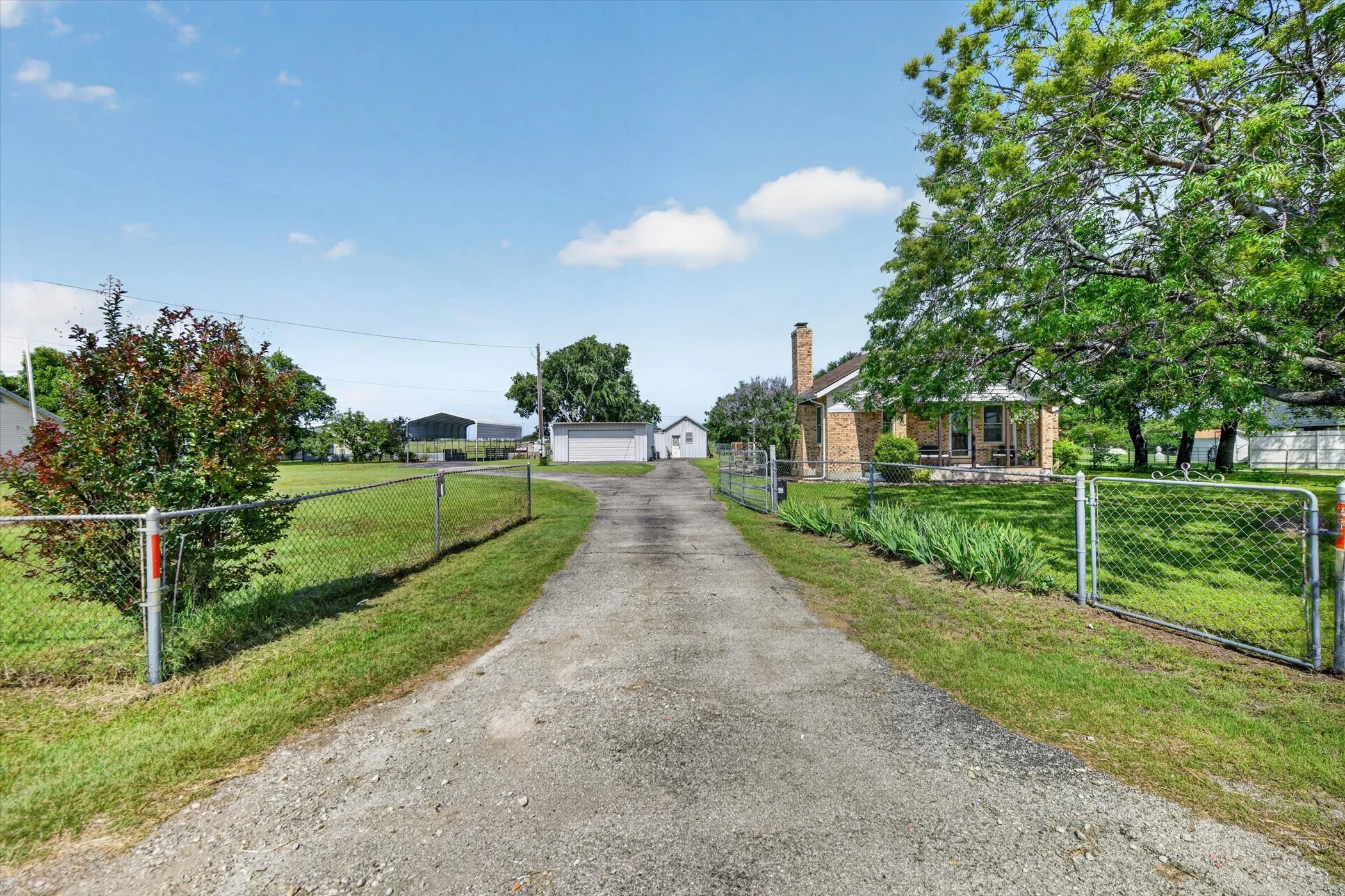 41-1808-Silver-Creek-Azle-Rd-Reality-360-Imaging.jpg