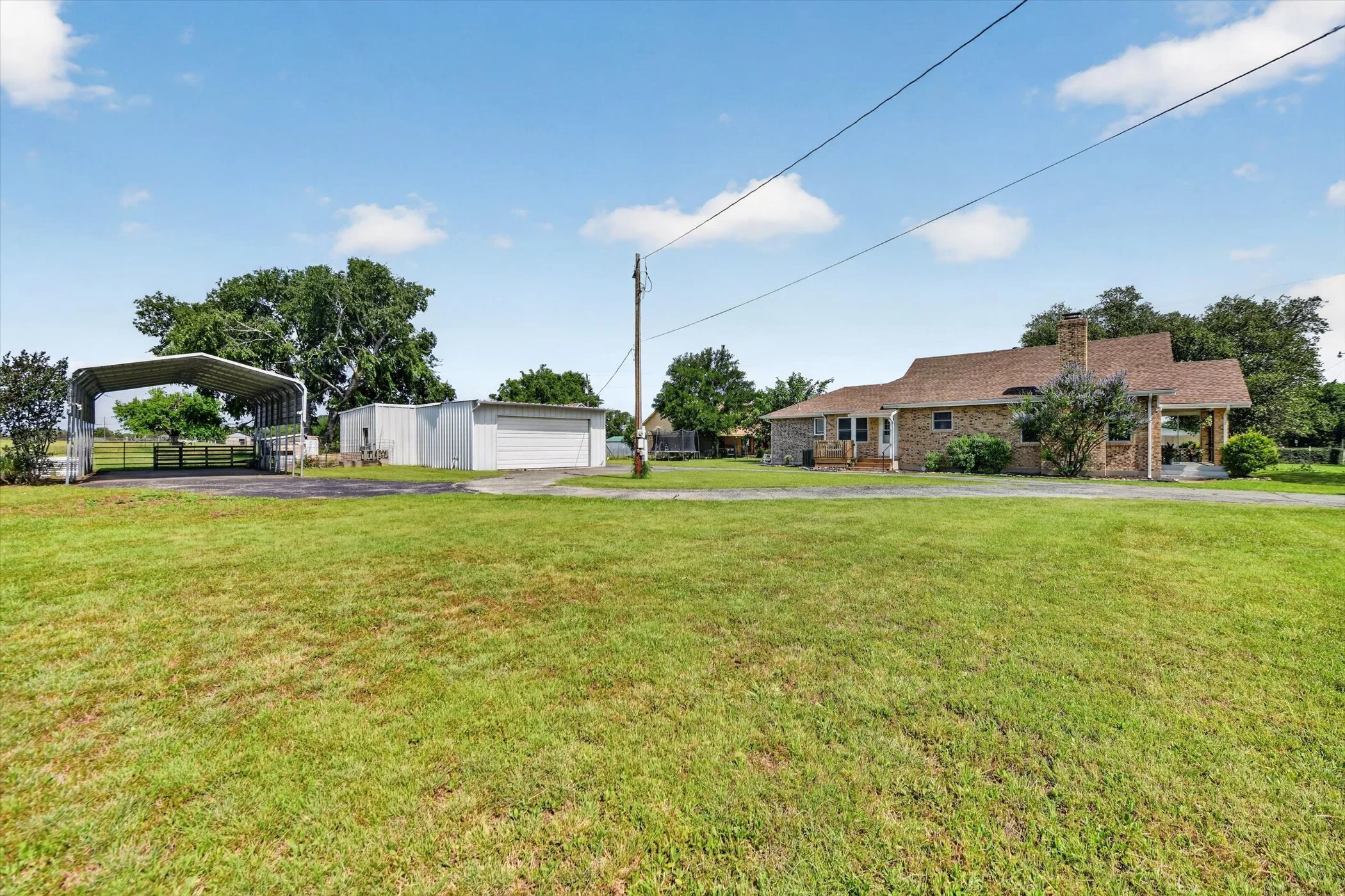 42-1808-Silver-Creek-Azle-Rd-Reality-360-Imaging.jpg
