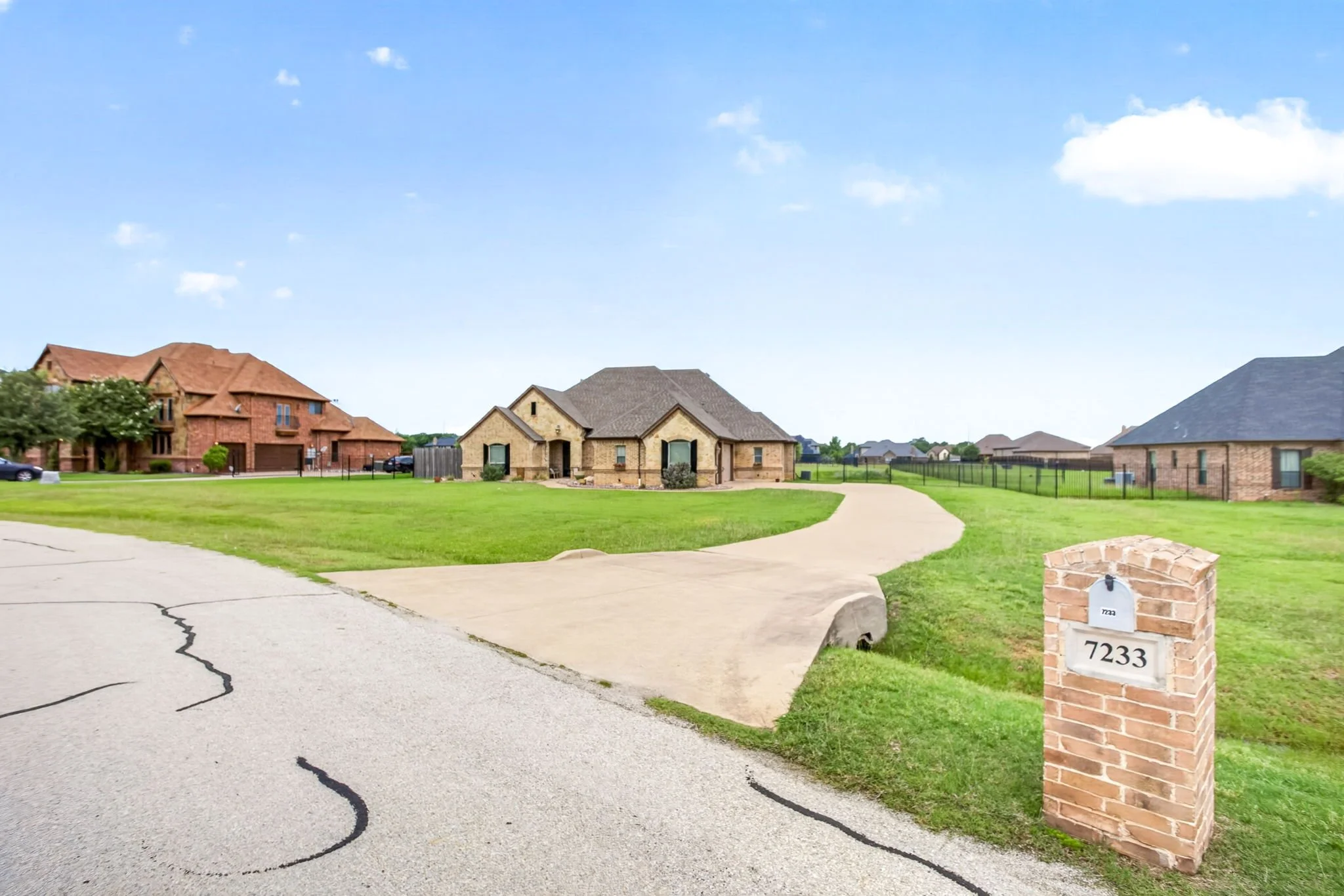 7233 Granville Dr (17 of 68).jpg