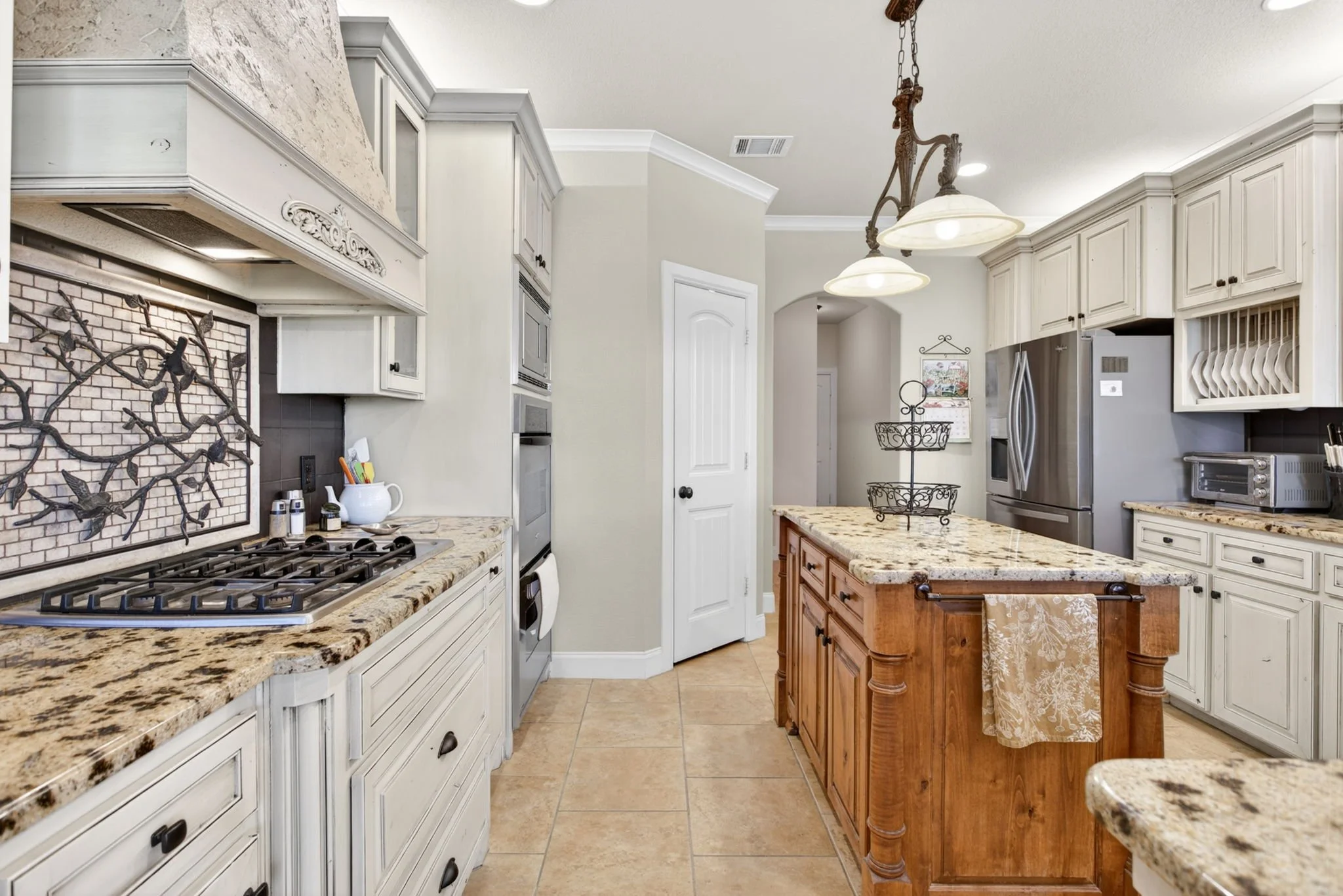 7233 Granville Dr (33 of 68).jpg