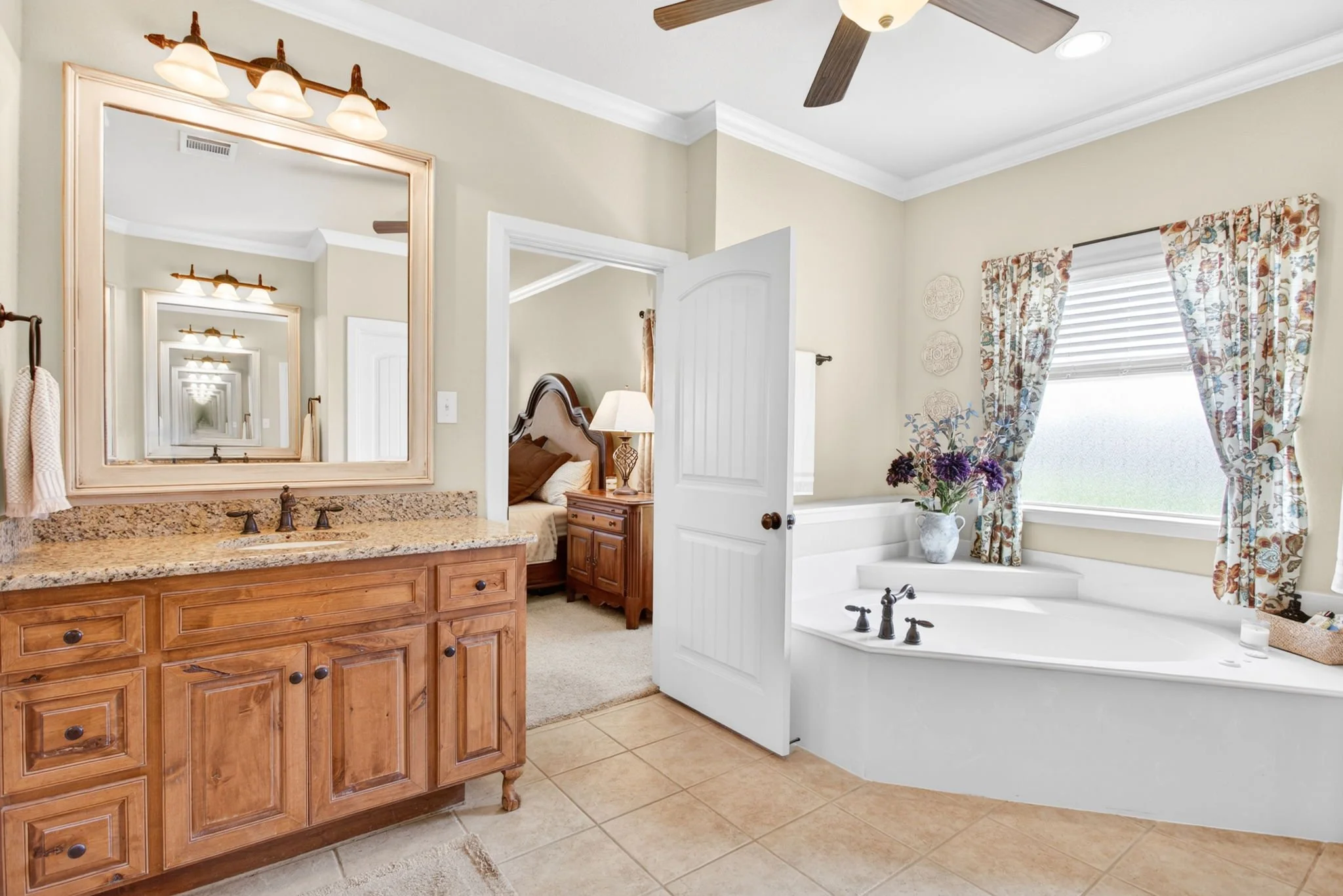 7233 Granville Dr (57 of 68).jpg
