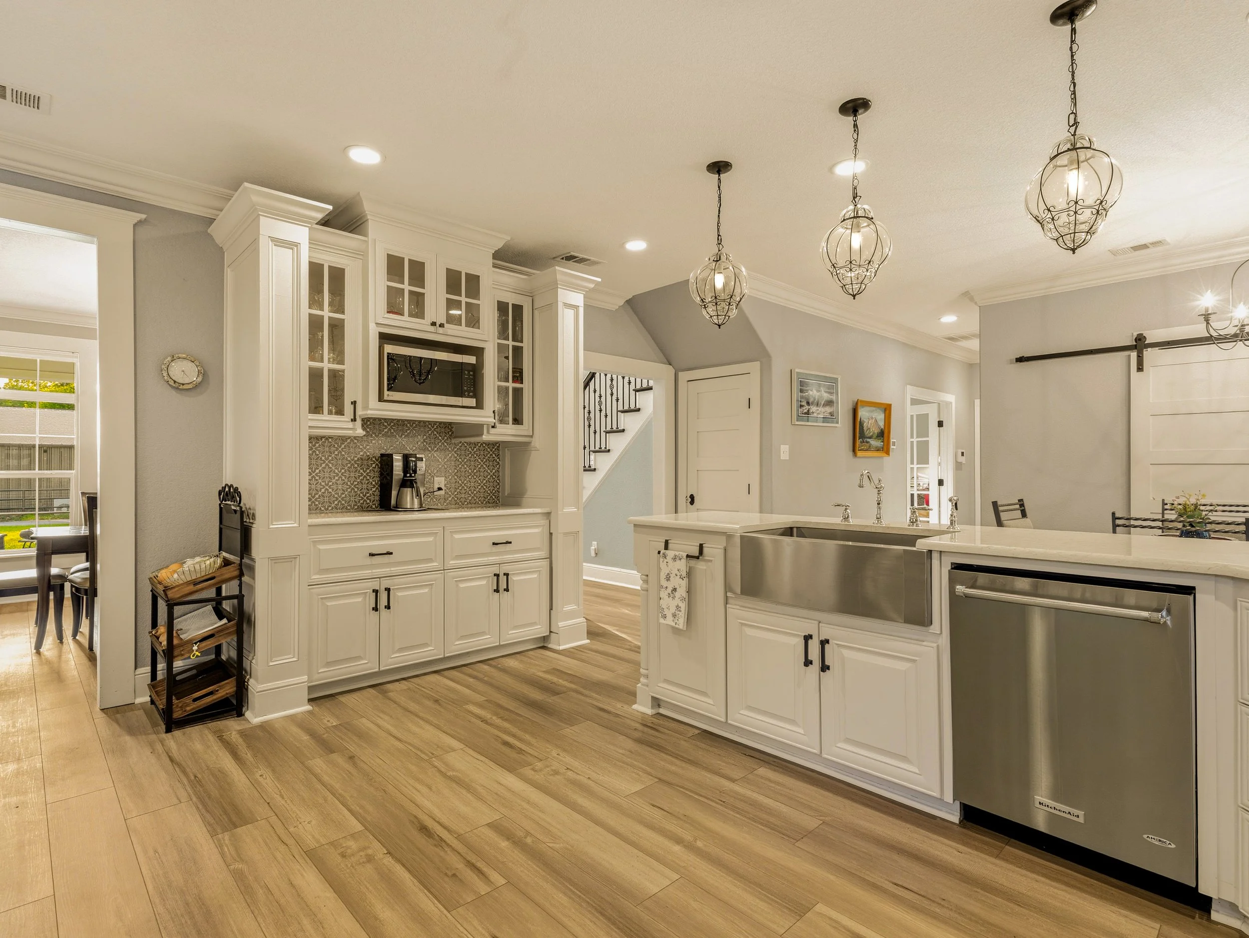 023 Kitchen - 11700 Rams Lake.jpg