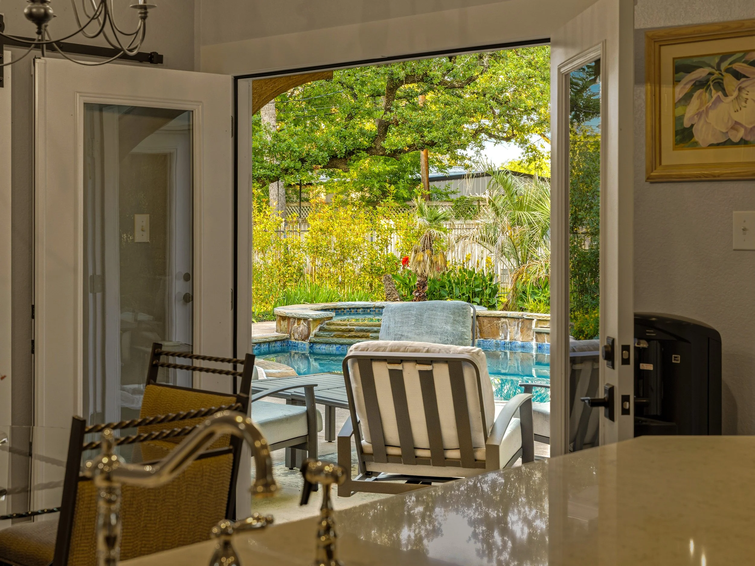 030 Kitchen - 11700 Rams Lake.jpg