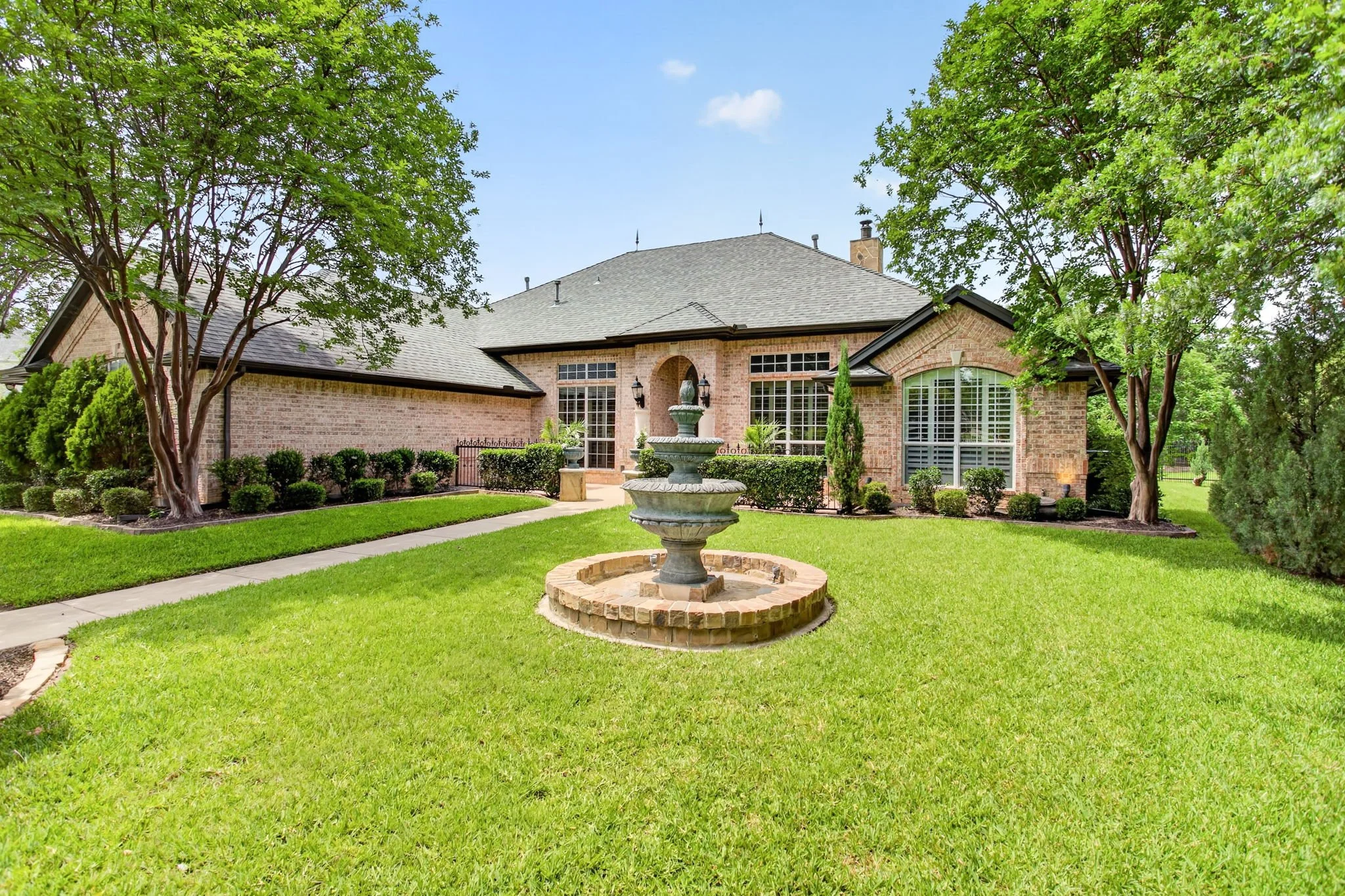 7333 Wooded Acres Trail (4 of 85).jpg