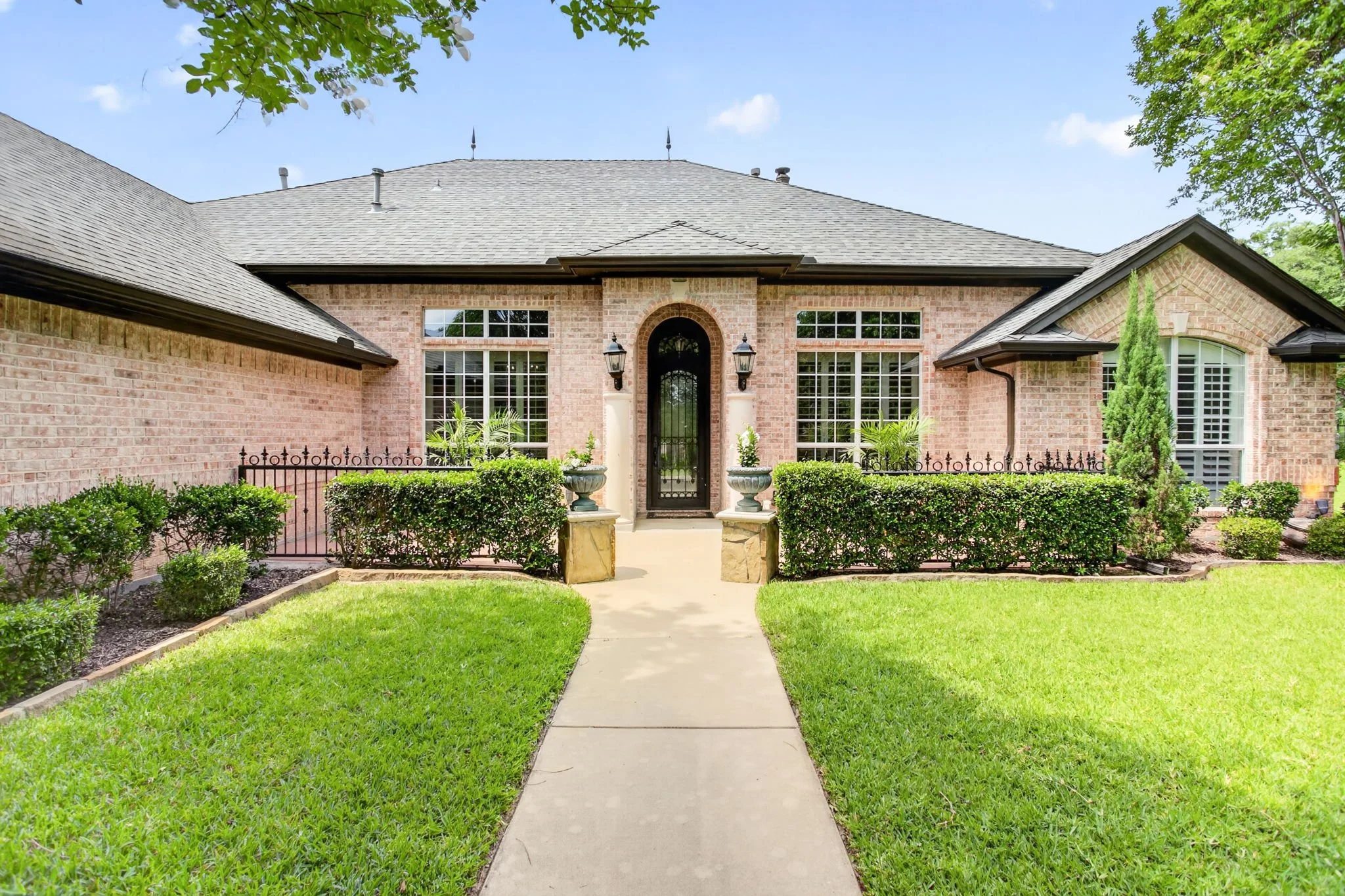 7333 Wooded Acres Trail (5 of 85).jpg