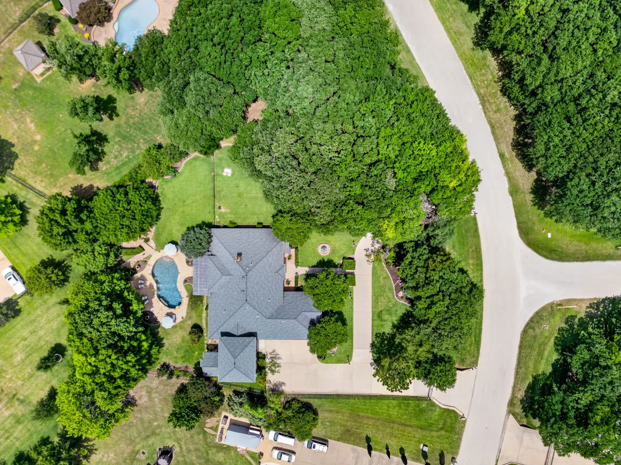 7333 Wooded Acres Trail (8 of 14).jpg