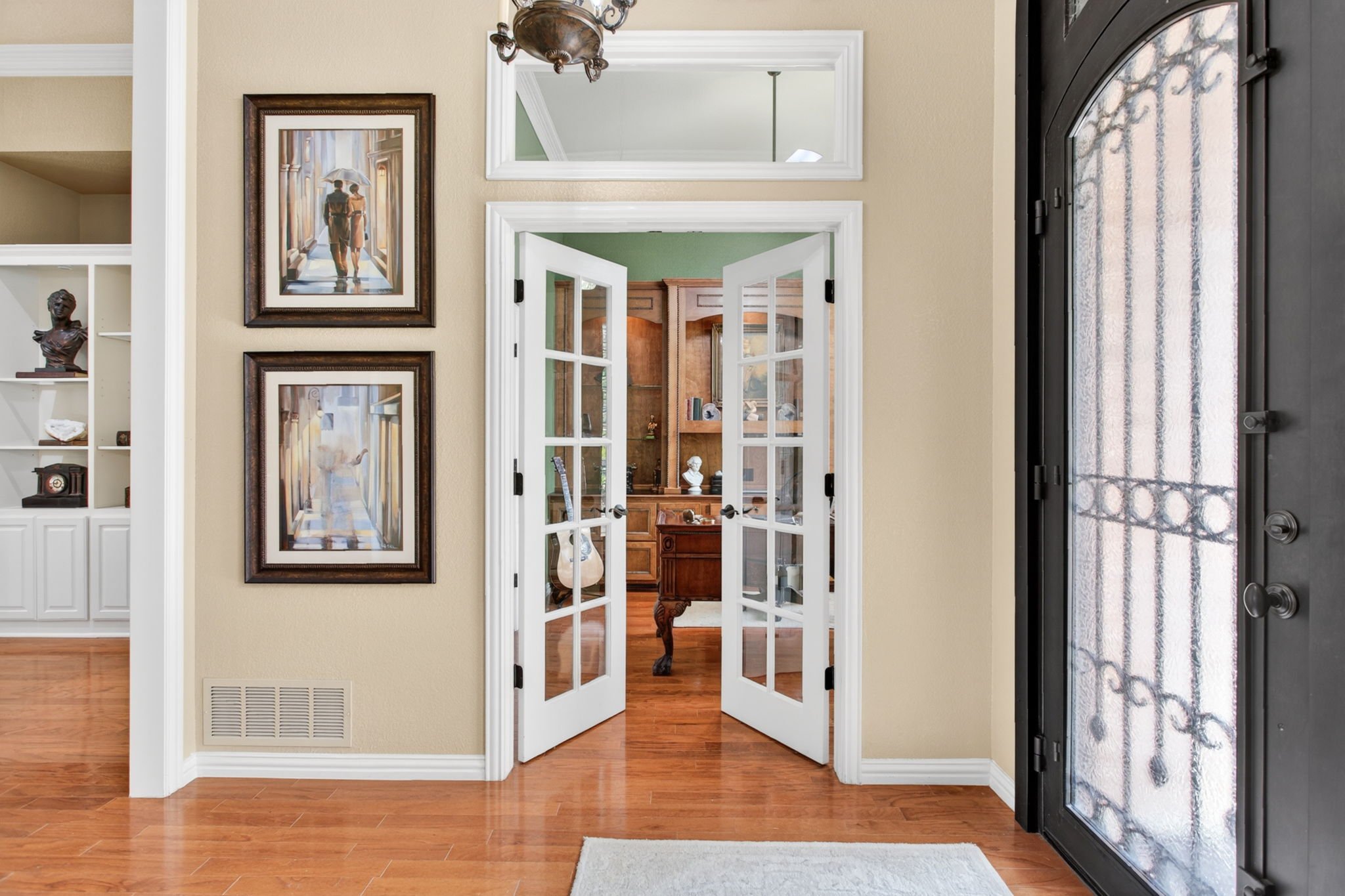 7333 Wooded Acres Trail (12 of 85).jpg