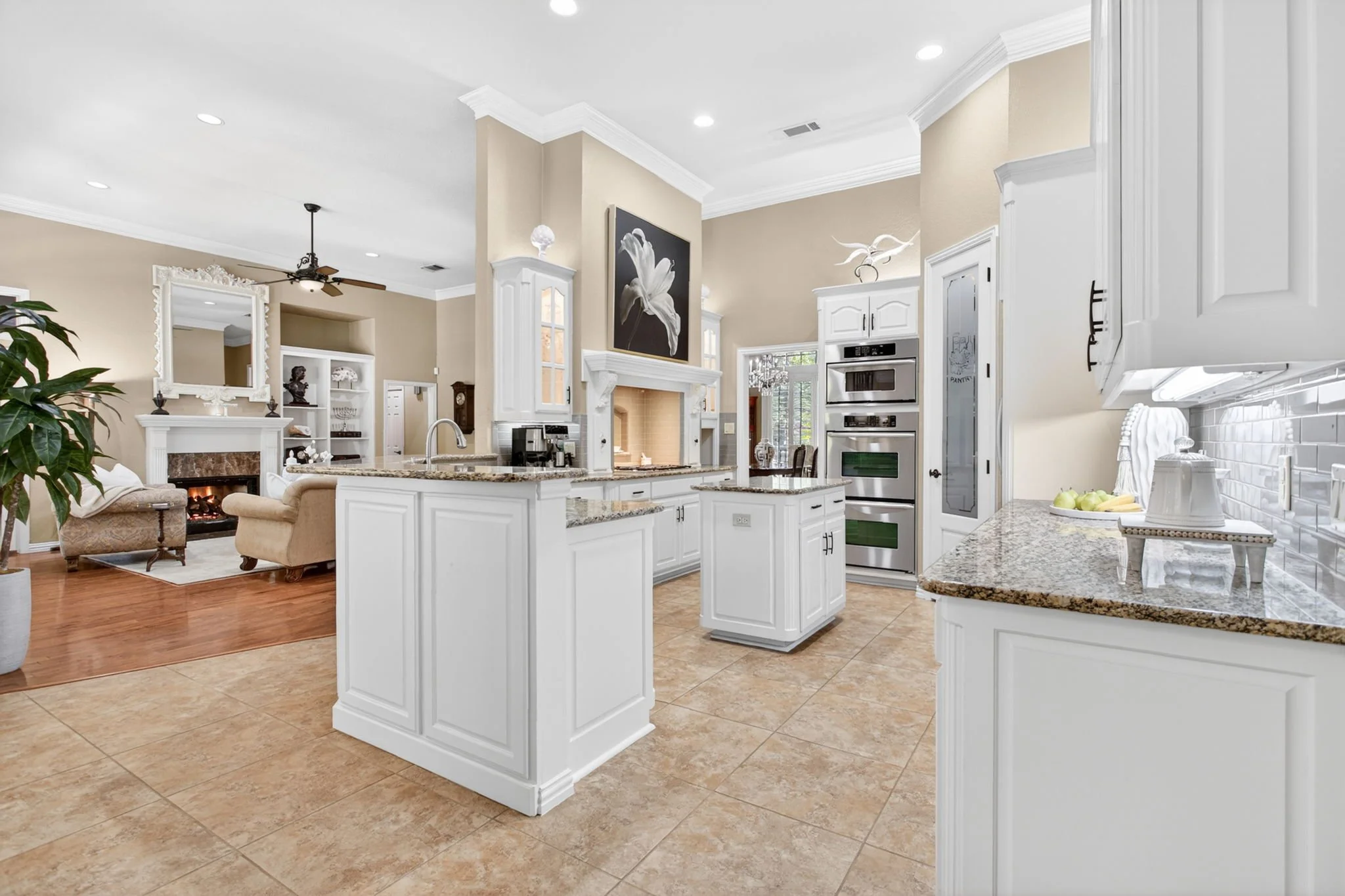 7333 Wooded Acres Trail (33 of 85).jpg