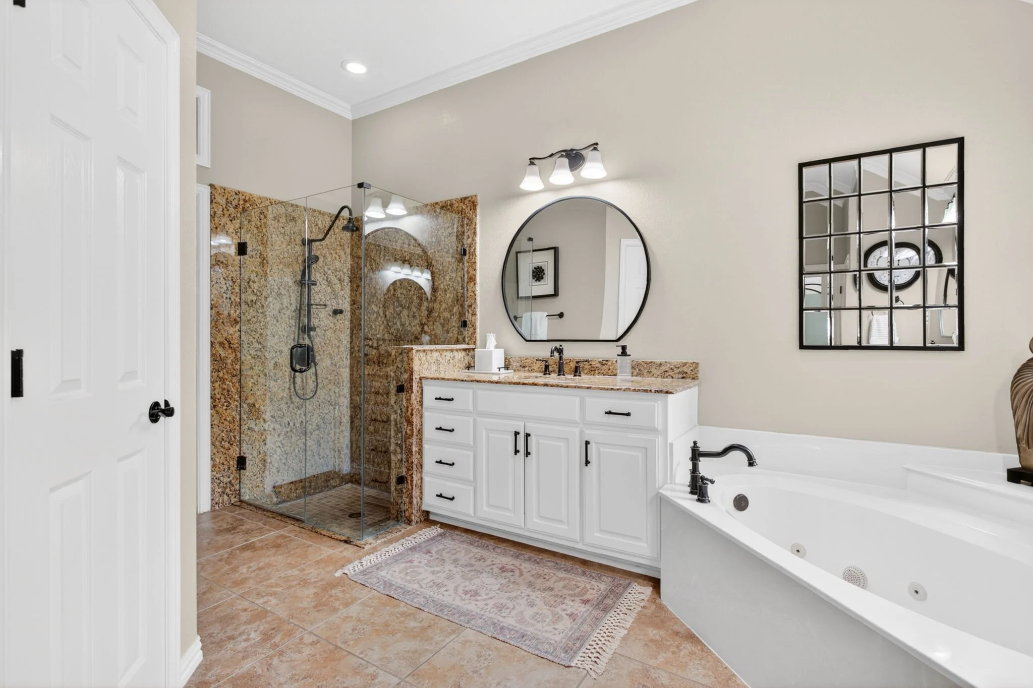 7333 Wooded Acres Trail (47 of 85).jpg
