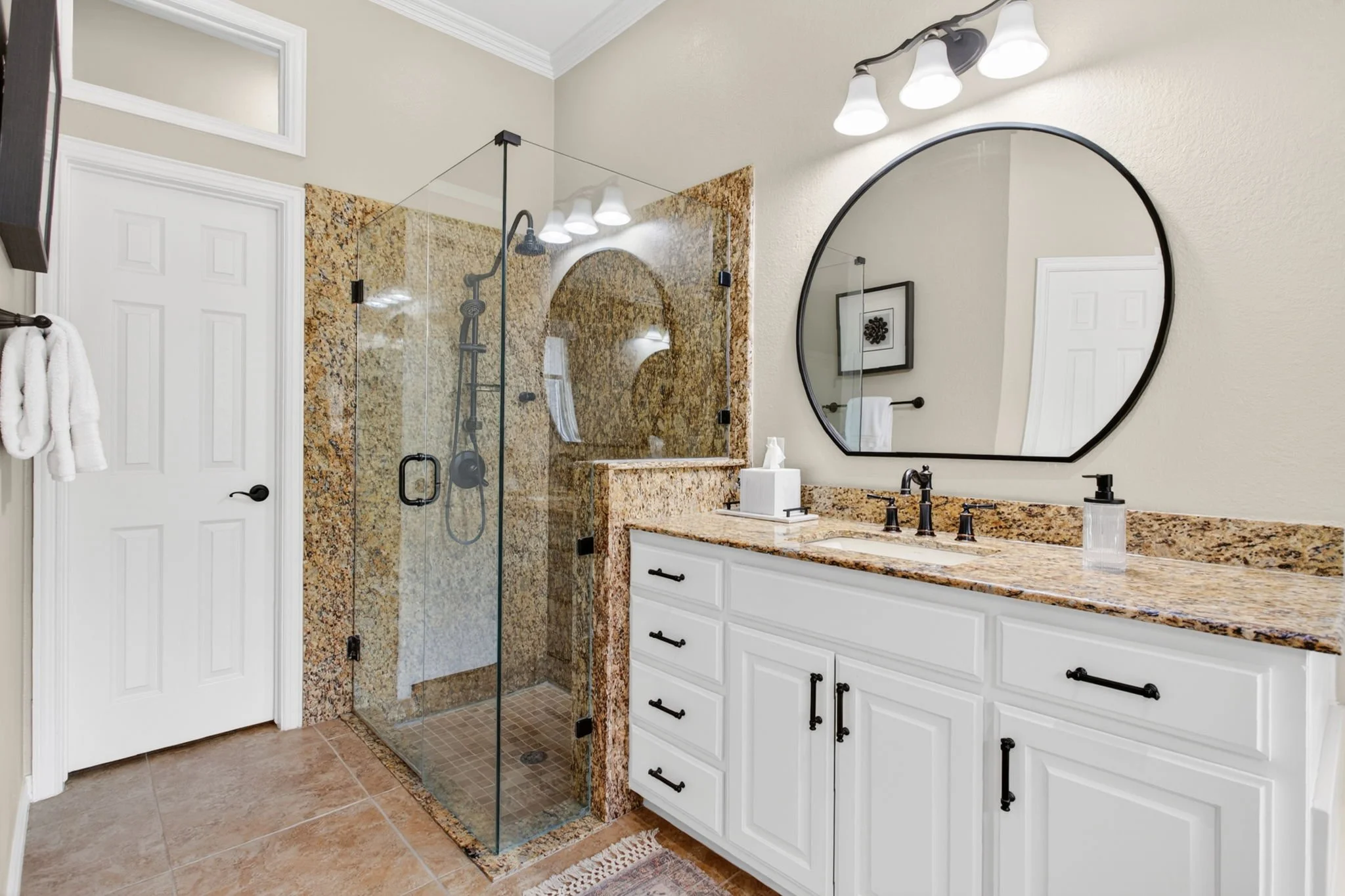7333 Wooded Acres Trail (50 of 85).jpg